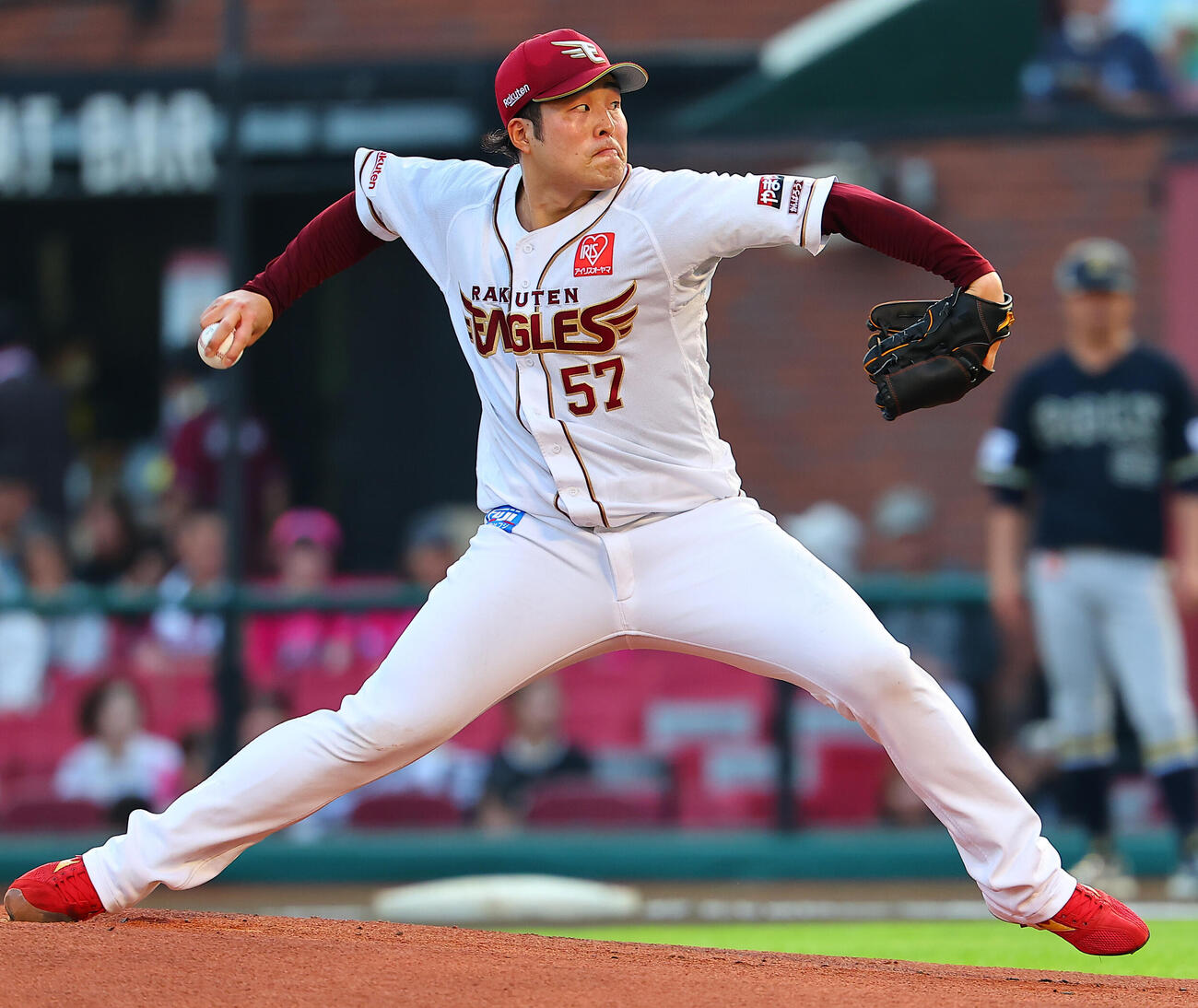 楽天対オリックス　楽天先発の滝中瞭太（撮影・野上伸悟）