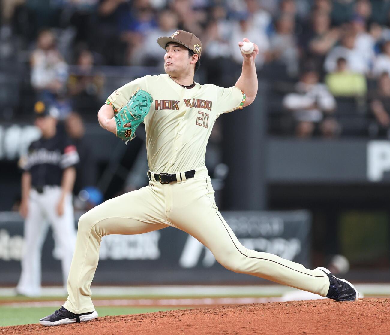 日本ハム対ソフトバンク　6回に登板の上原健太（撮影・黒川智章）