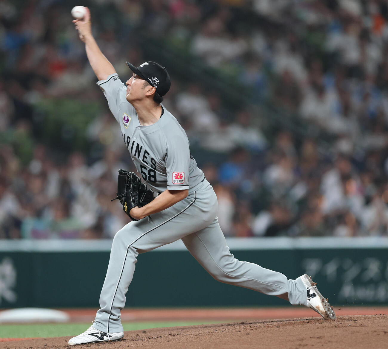 西武対ロッテ　先発し力投する河村説人（撮影・増田悦実）