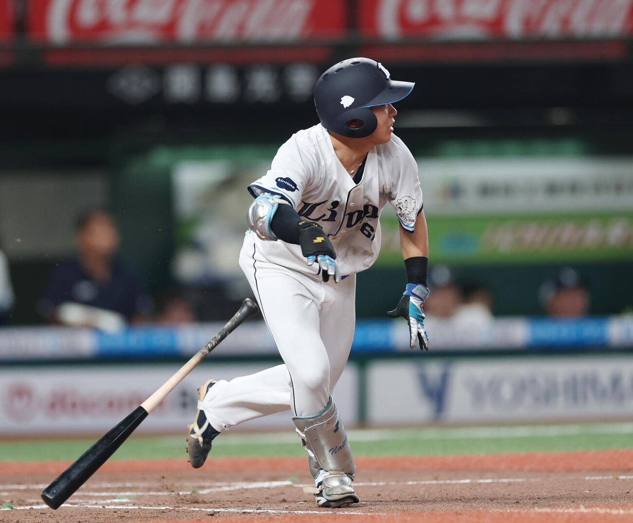 西武対ロッテ　3回裏西武1死、安打を放つ滝沢夏央（撮影・増田悦実）