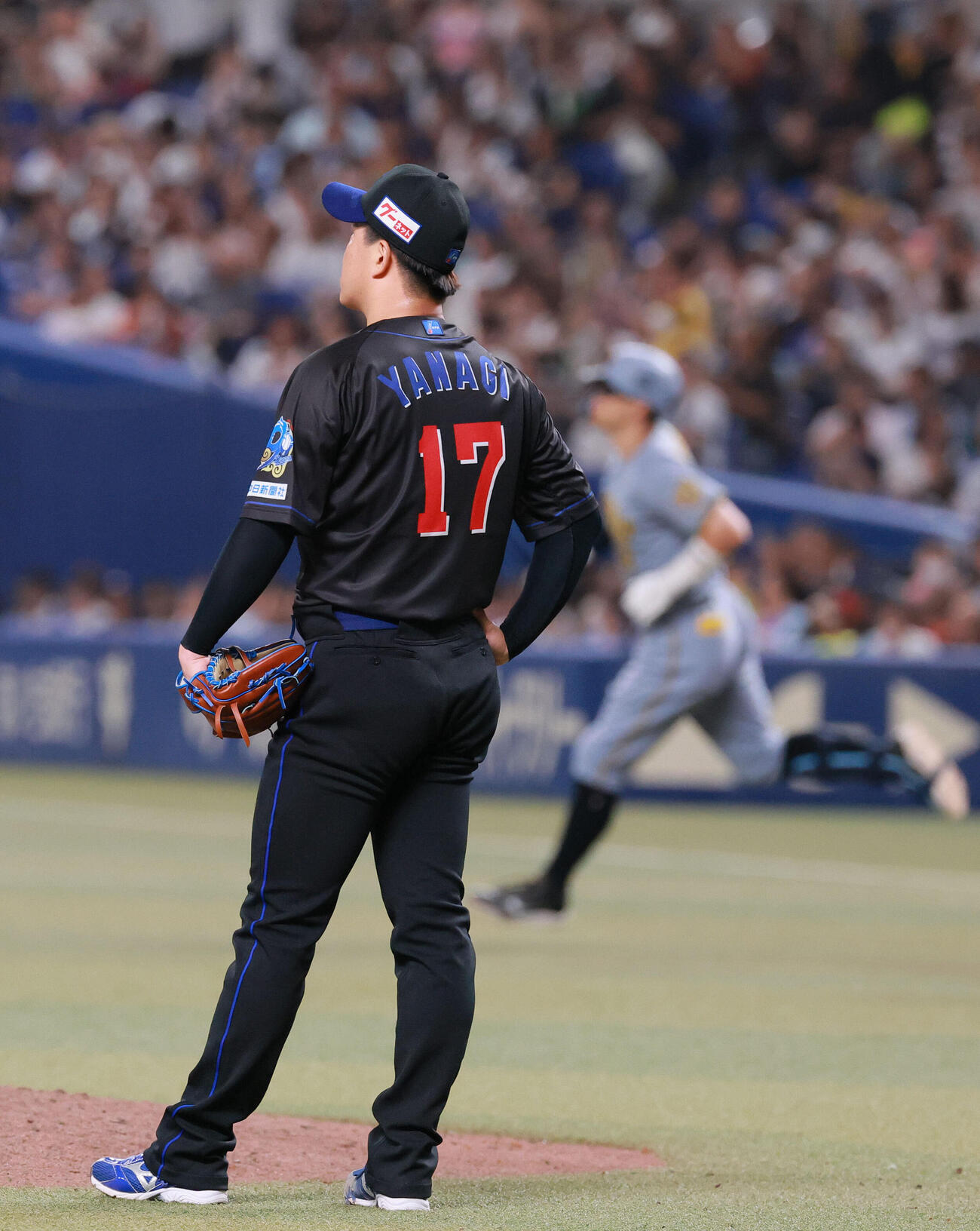 中日対阪神　7回表阪神無死一塁、柳裕也は佐藤輝明に2点本塁打を浴びる（撮影・上山淳一）
