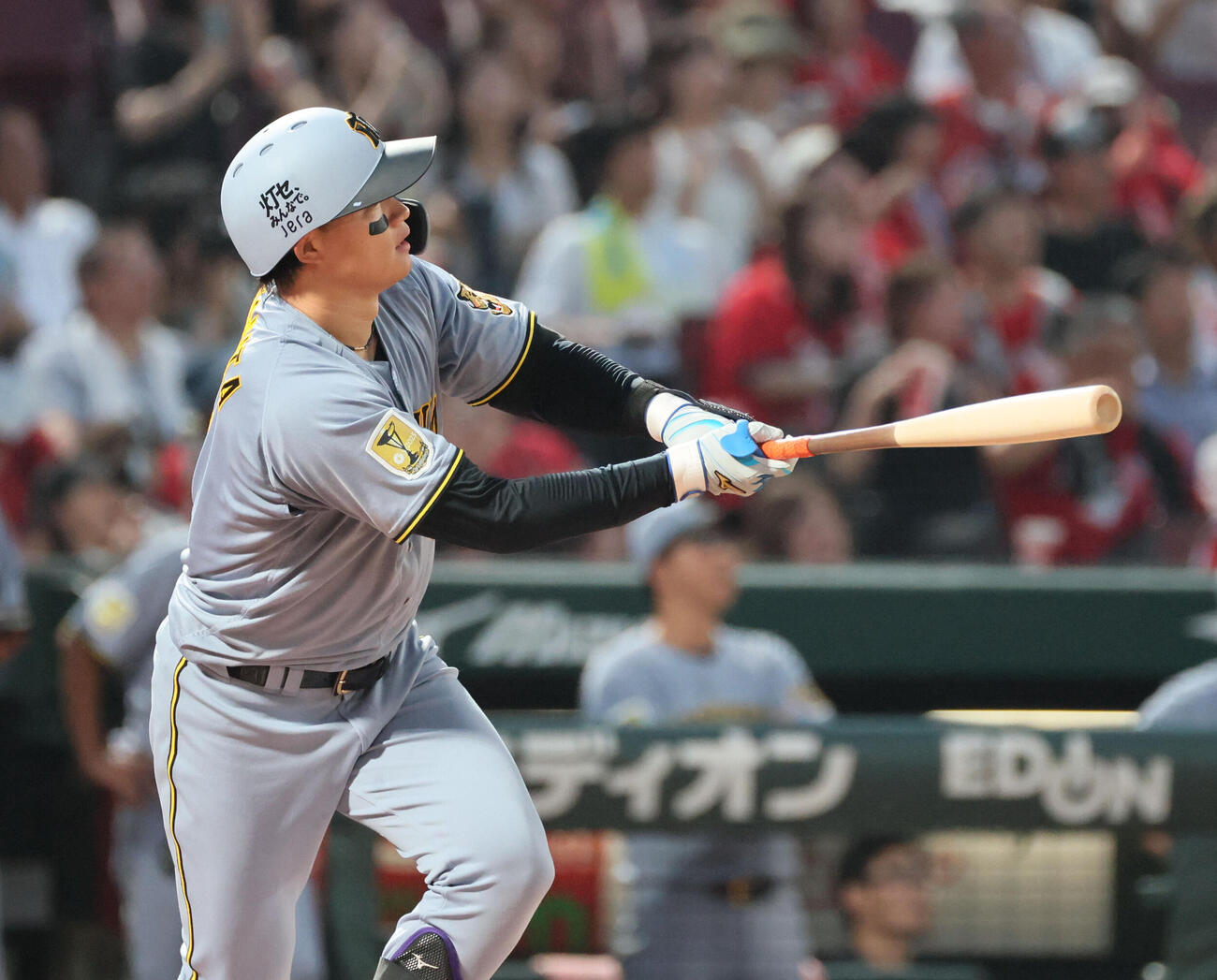 広島対阪神　5回表阪神1死、一塁、森下翔太は中越え2点本塁打を放つ（撮影・加藤孝規）