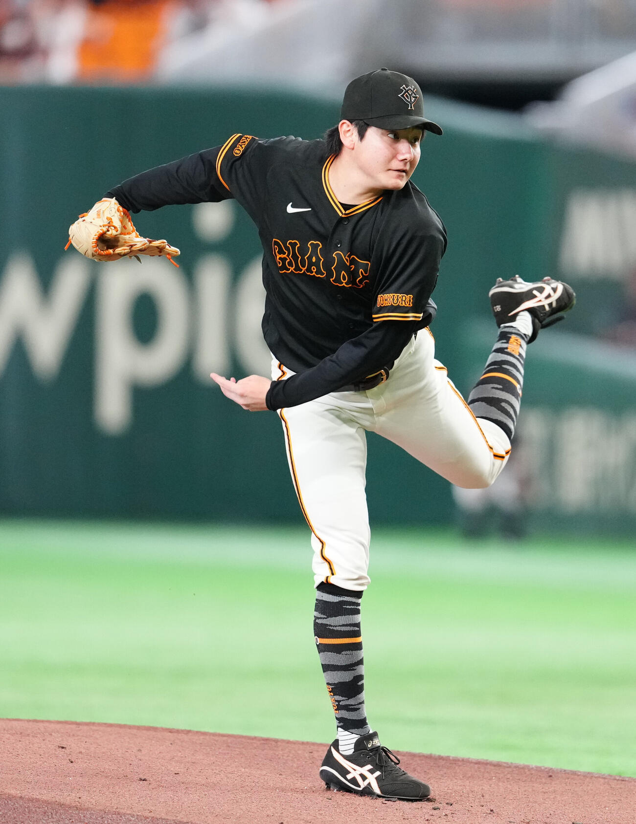 巨人対中日　巨人先発の竹丸和幸（撮影・江口和貴）