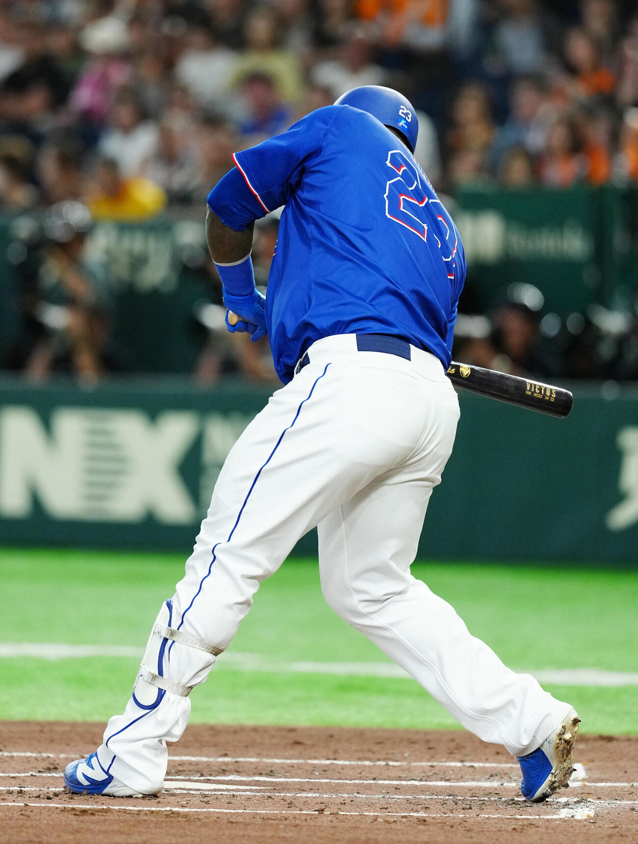 巨人対中日　2回表中日無死、見逃しの三振に倒れるミゲル・サノー（撮影・江口和貴）