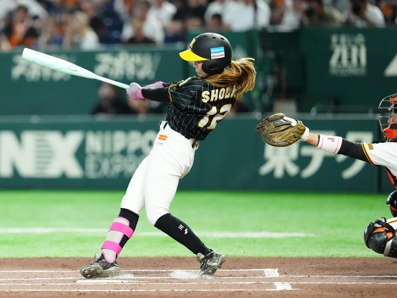 読売女子対阪神TW 1回表阪神TW2死二塁、先制適時打を放つ正代絢子（撮影・江口和貴）