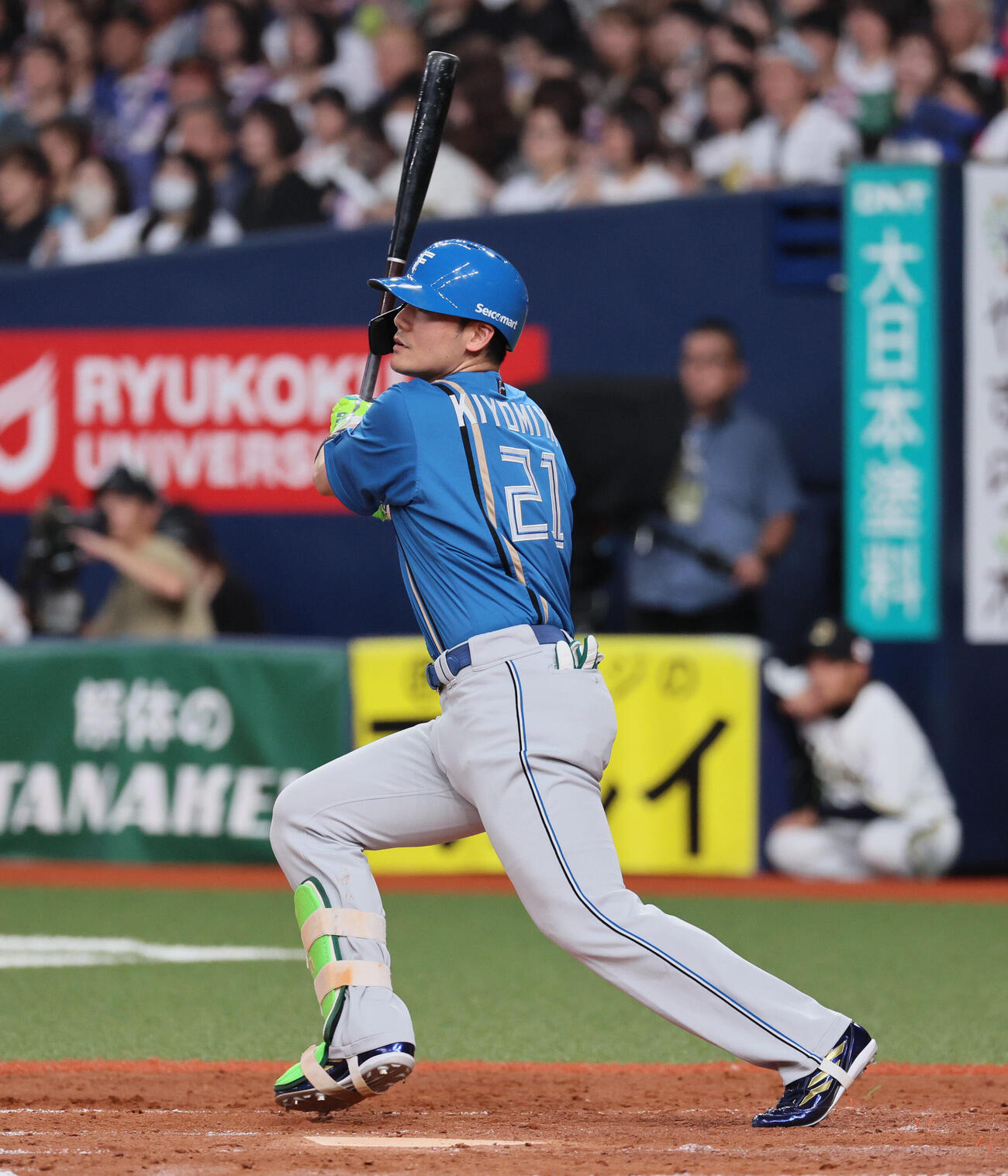 オリックス対日本ハム　4回表日本ハム2死一塁、清宮幸太郎は適時二塁打を放つ（撮影・宮崎幸一）