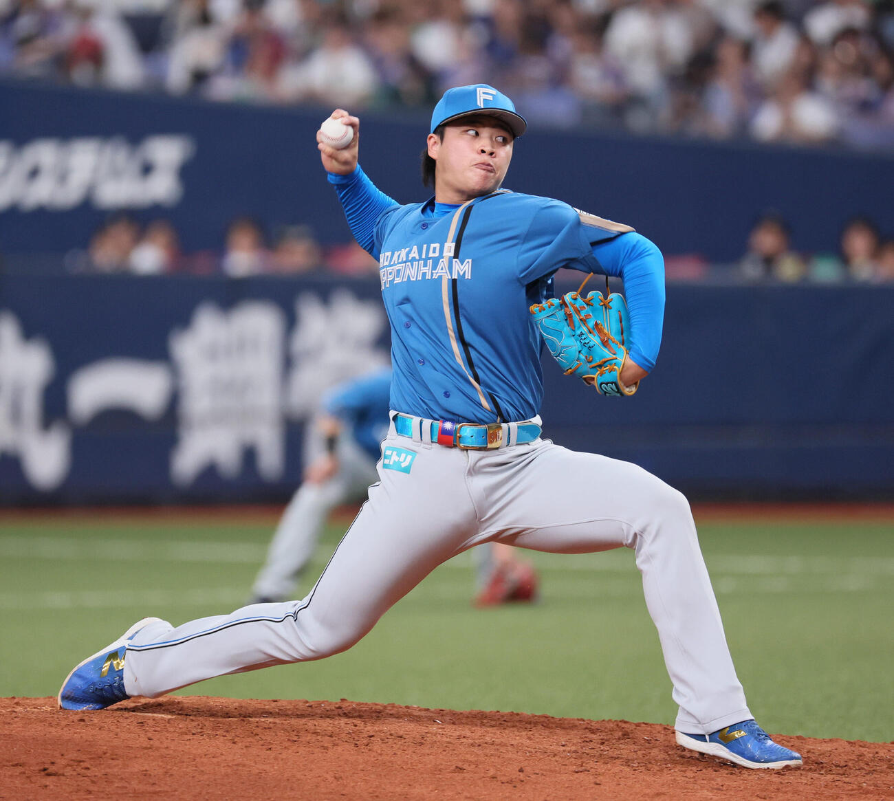 オリックス対日本ハム　日本ハム2番手の孫易磊（撮影・宮崎幸一）