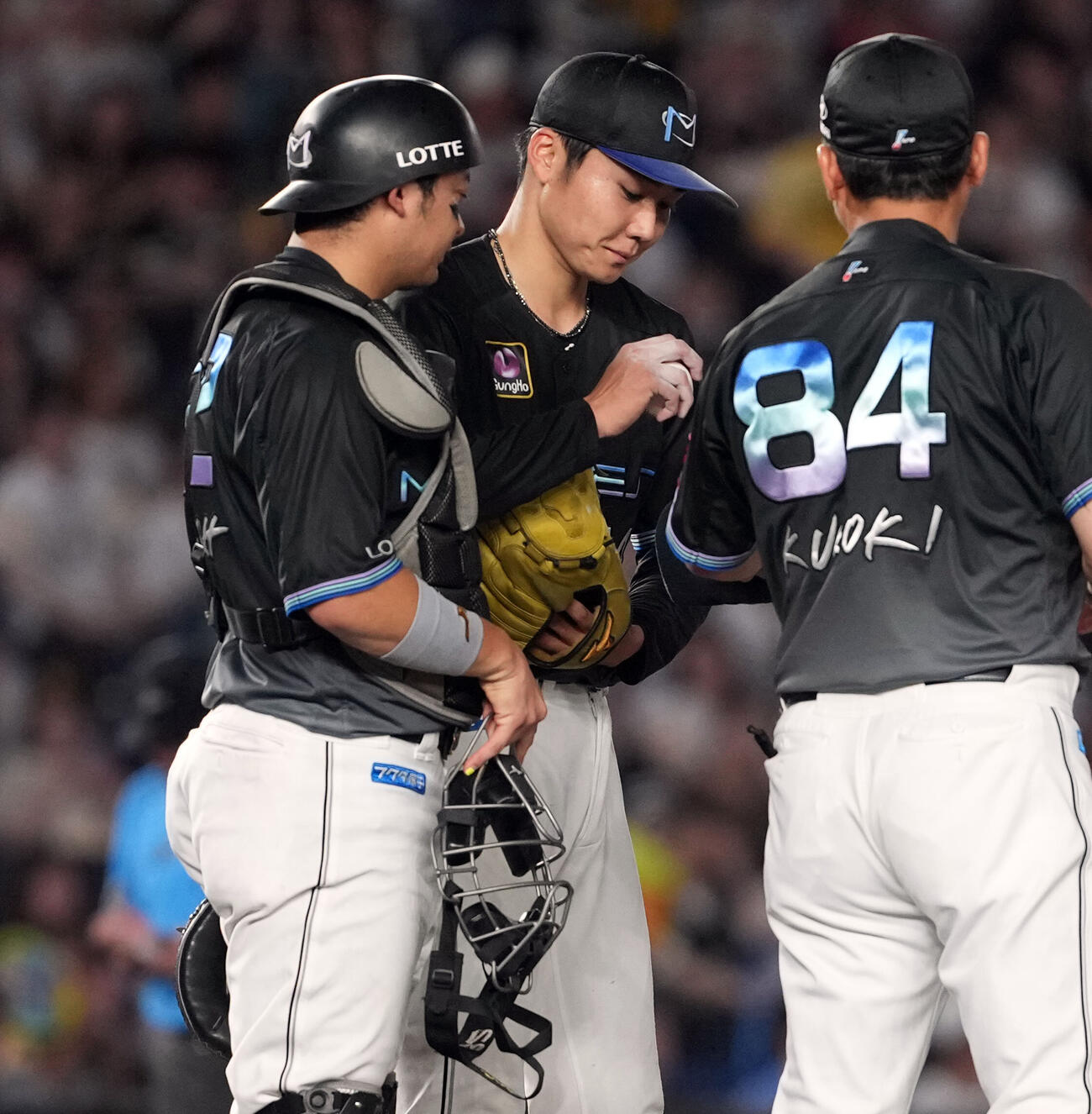 ロッテ対ソフトバンク　4回表、ソフトバンクに5失点を喫したロッテの先発広池康志郎（撮影・たえ見朱実）