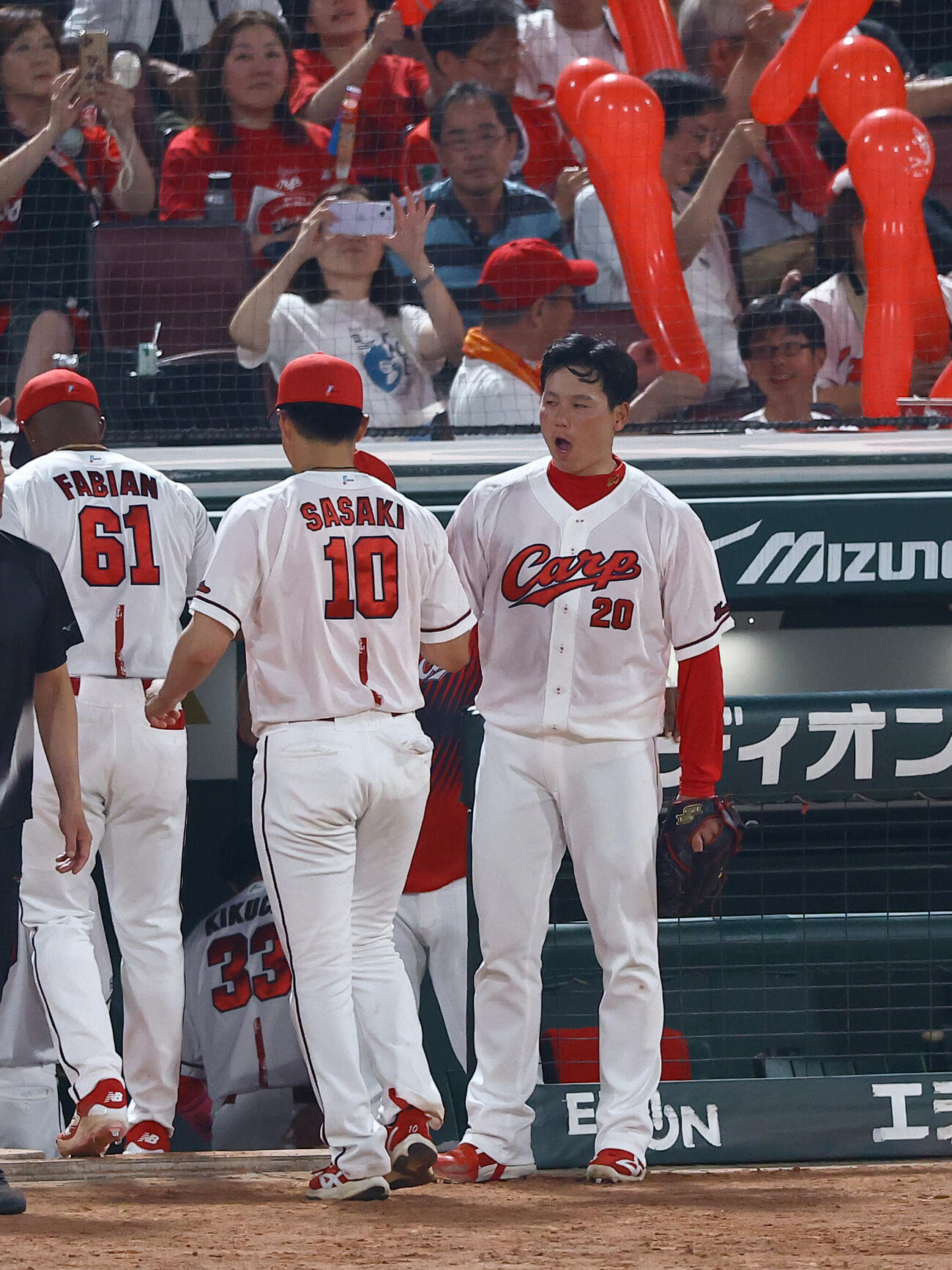 広島対阪神　栗林良吏（右）は7回1失点と好投した（撮影・上田博志）