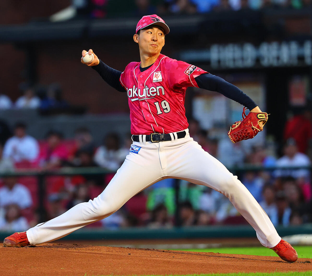 楽天対西武　楽天西武荘司康誠（撮影・野上伸悟）