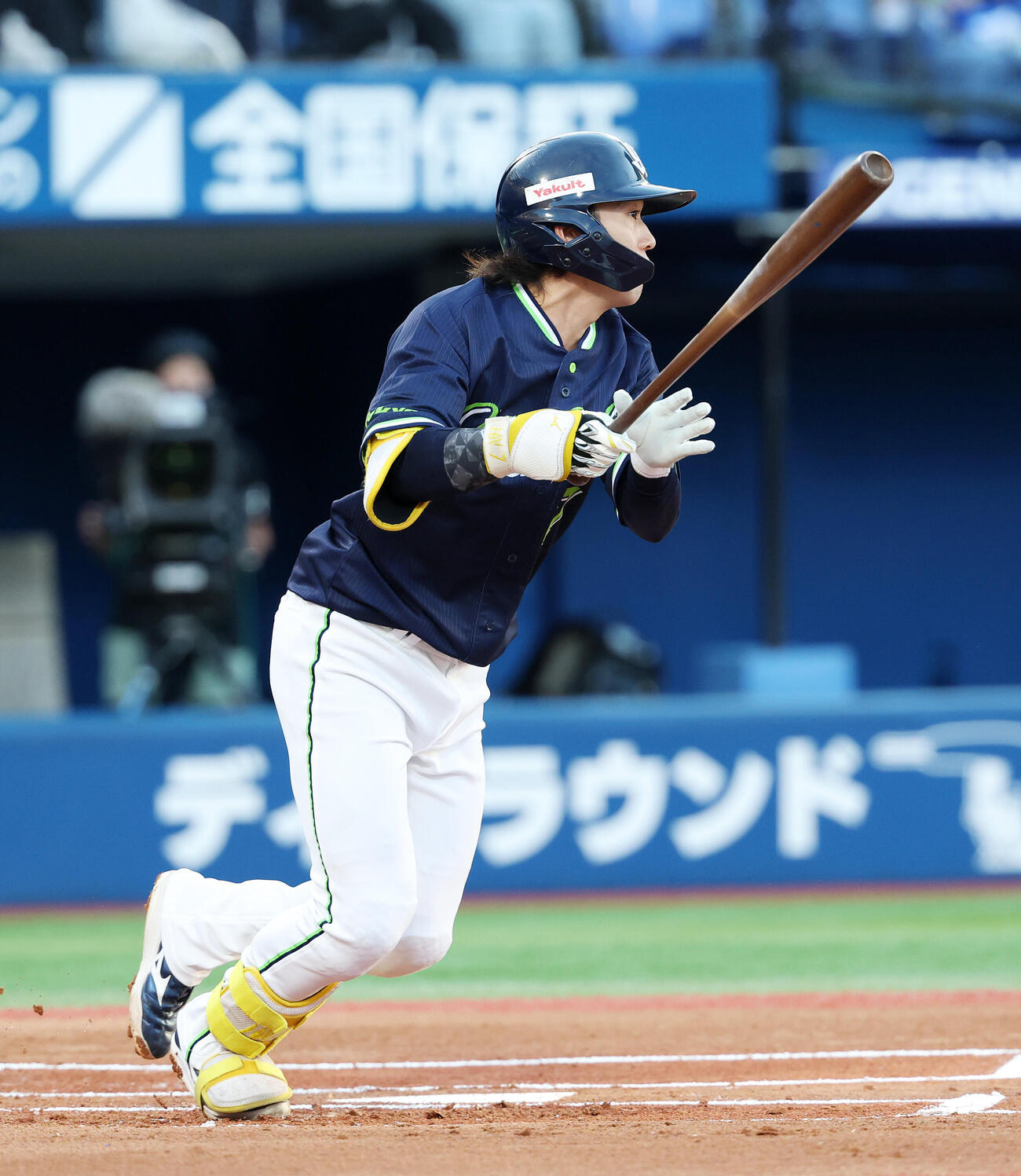 DeNA対ヤクルト　1回表ヤクルト1死、長岡秀樹は右前打を放つ（撮影・鈴木正人）