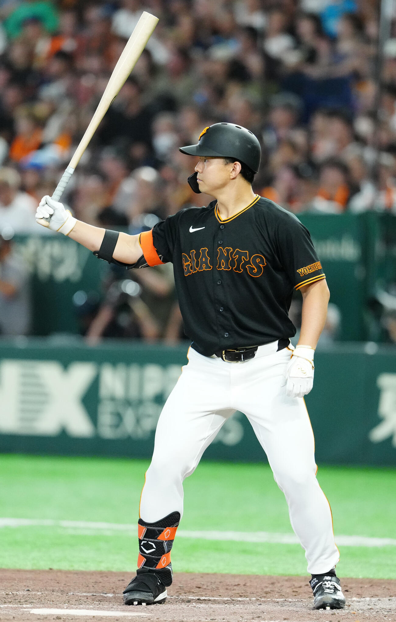 巨人対中日　5回裏、打席に立つ巨人小笠原慎之介（撮影・江口和貴）