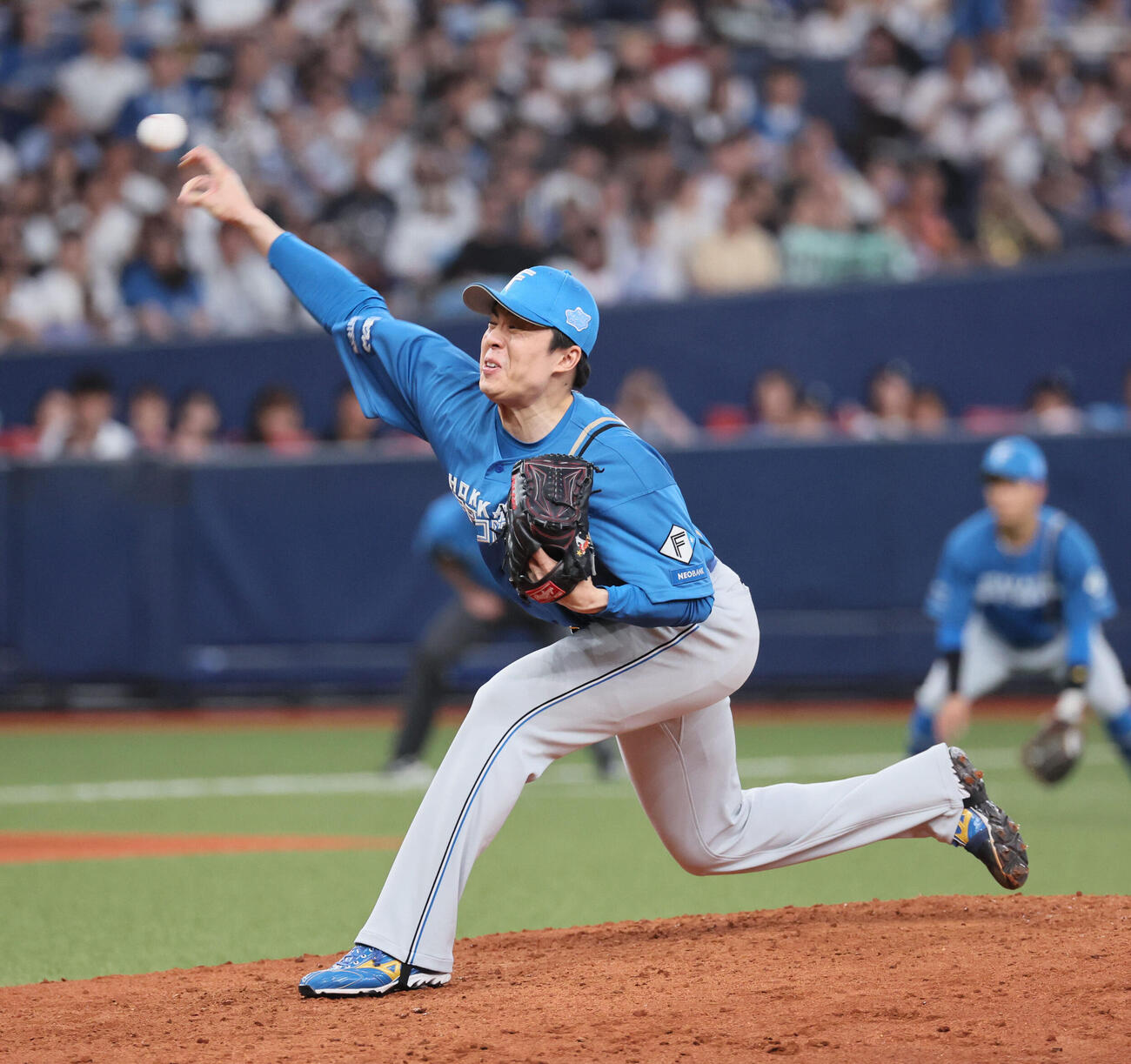 オリックス対日本ハム　日本ハム3番手の田中正義（撮影・宮崎幸一）
