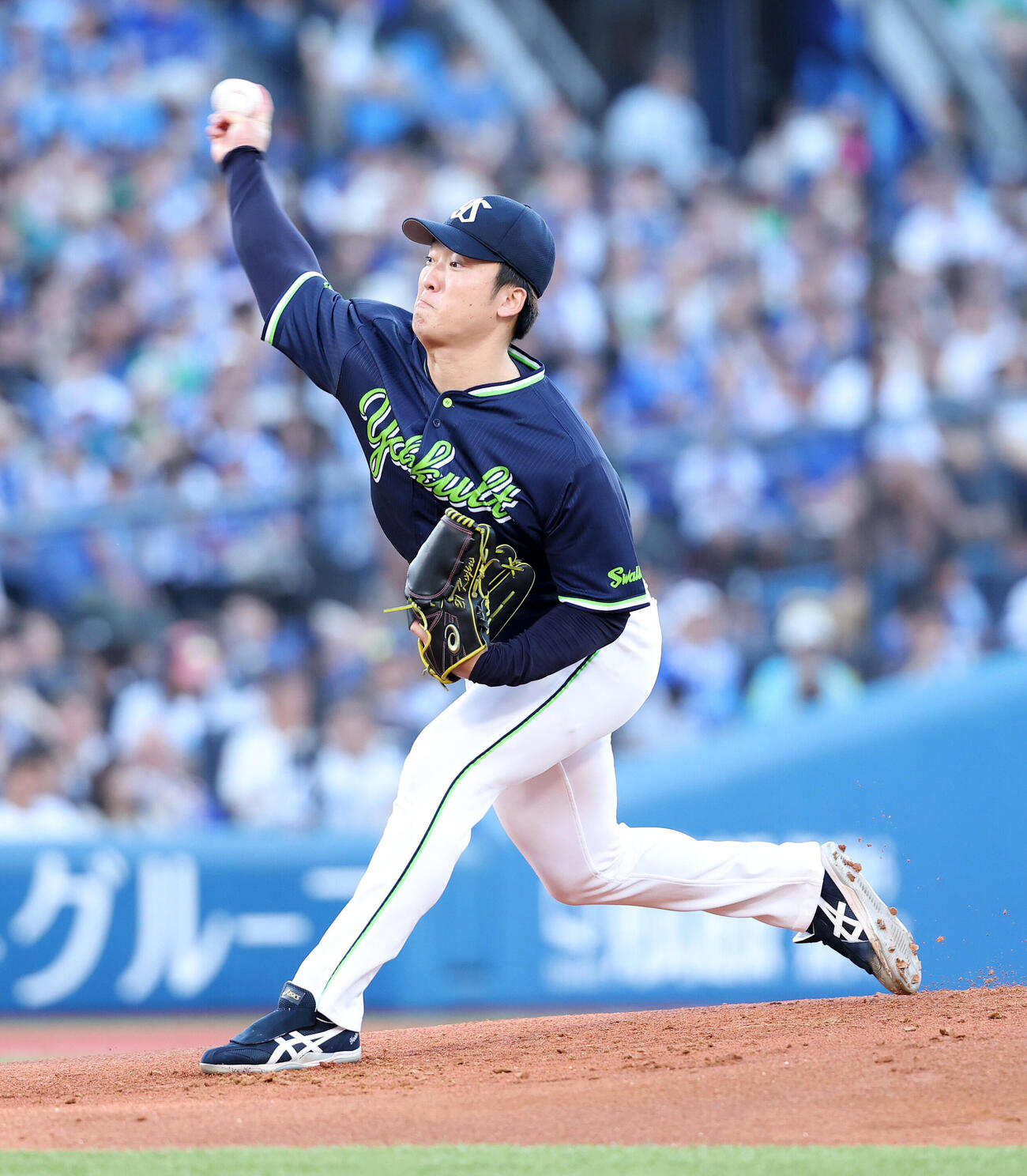DeNA対ヤクルト　力投するヤクルト先発の吉村貢司郎（撮影・鈴木正人）