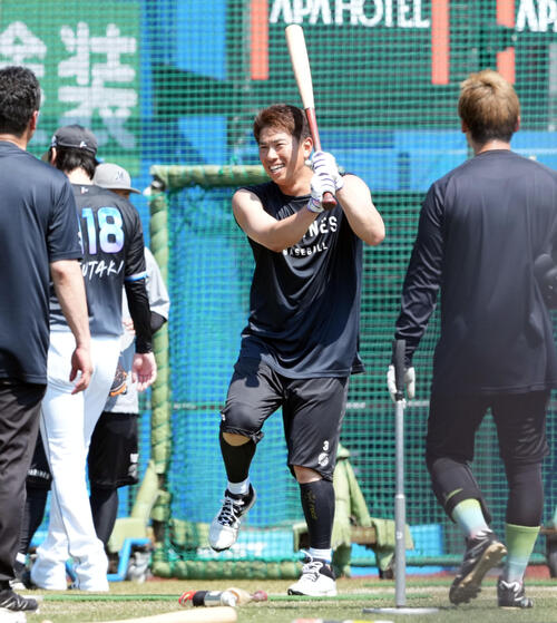 ロッテ】角中勝也「バットに当たらなかったんで。“もう無理かな”と思い