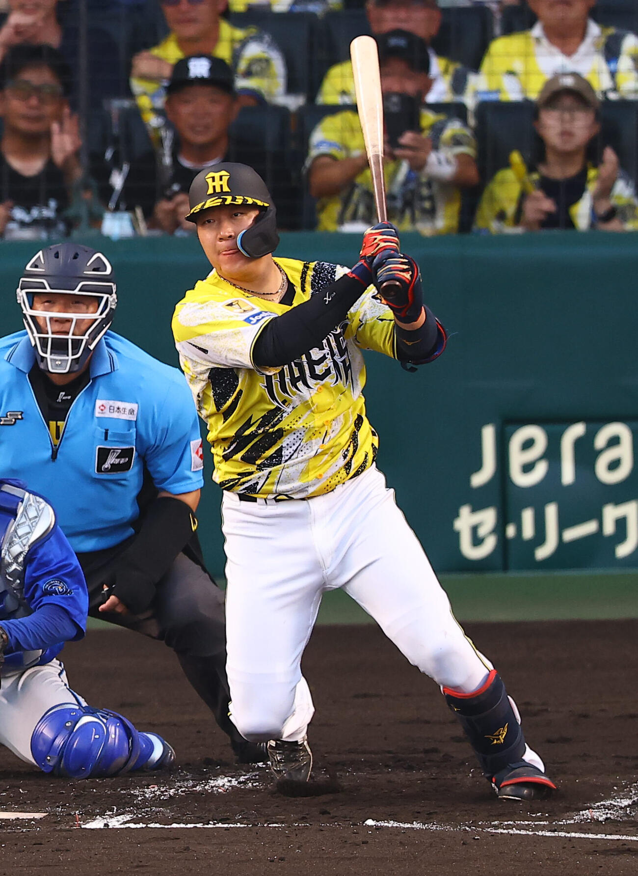 阪神対DeNA 2回裏阪神1死、大山悠輔は安打を放つ（撮影・上田博志）