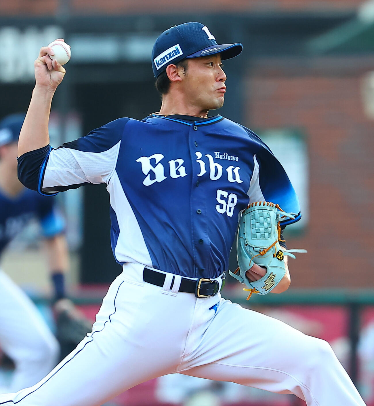楽天対西武　西武2番手の中村祐太（撮影・野上伸悟）