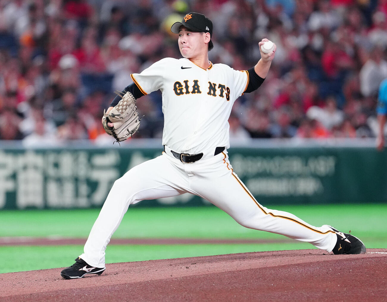 巨人対広島　先発し力投する巨人井上温大（撮影・鈴木みどり）