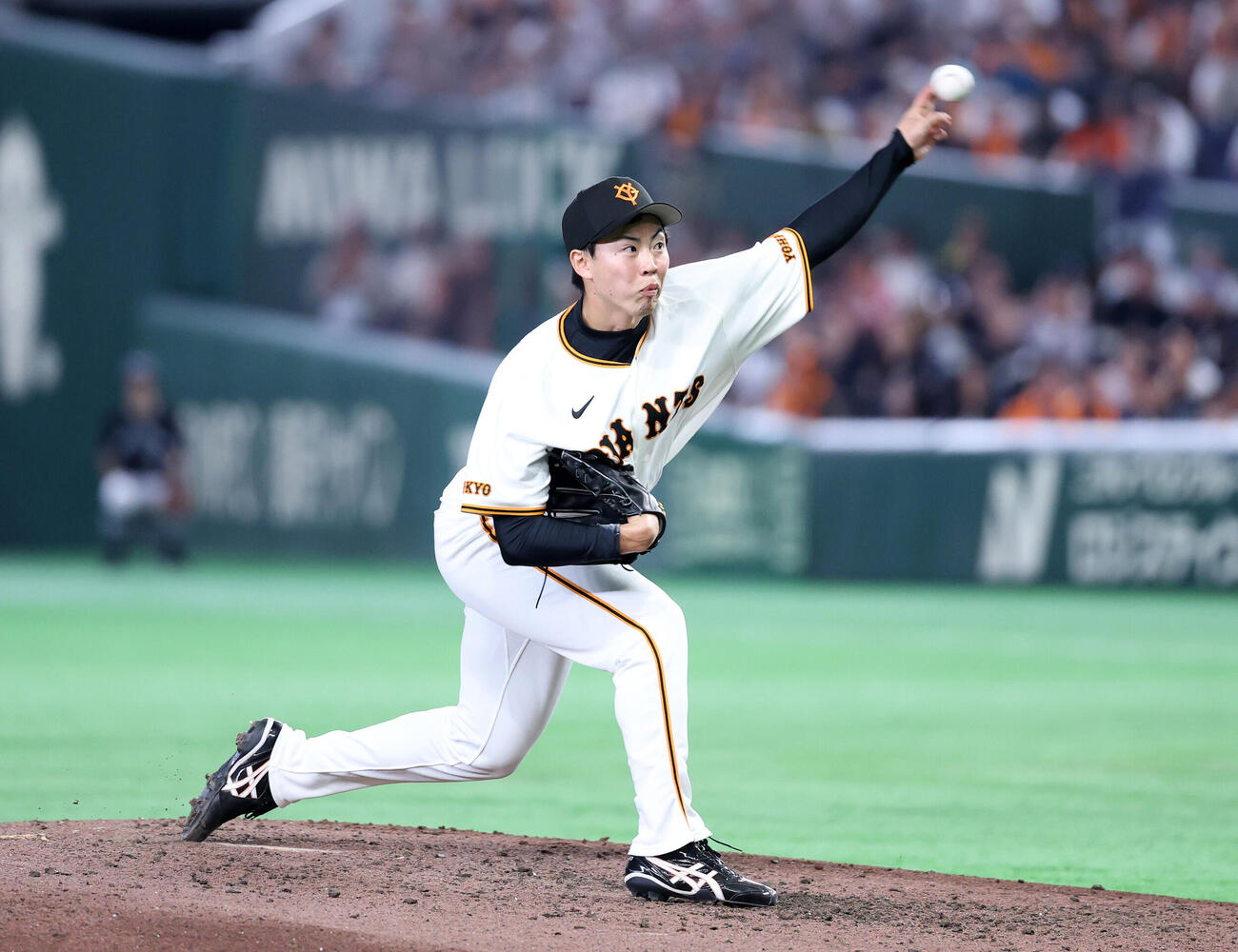 巨人対広島　力投する巨人3番手の森田駿哉（撮影・鈴木正人）