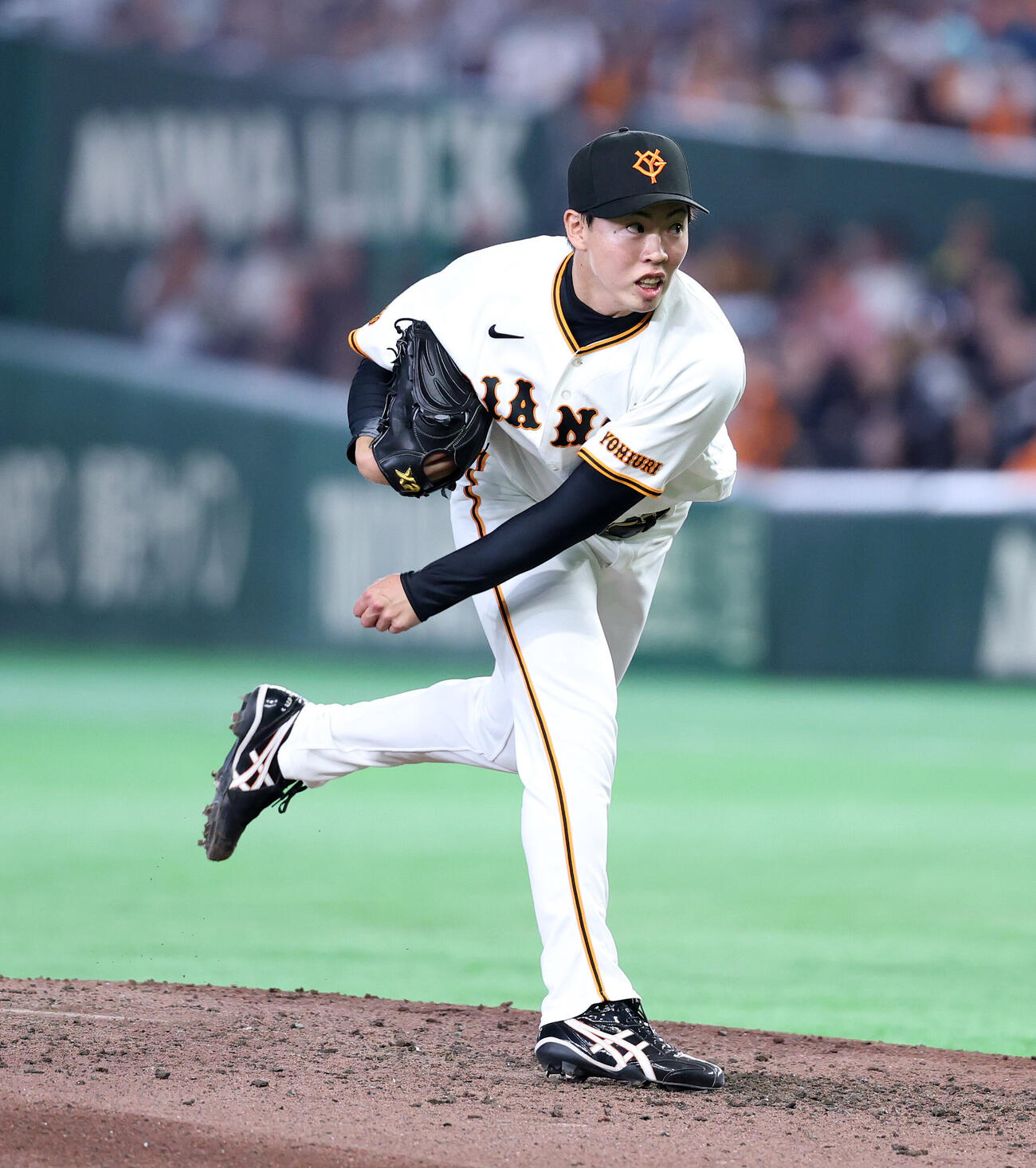 巨人対広島　力投する巨人3番手の森田駿哉（撮影・鈴木正人）