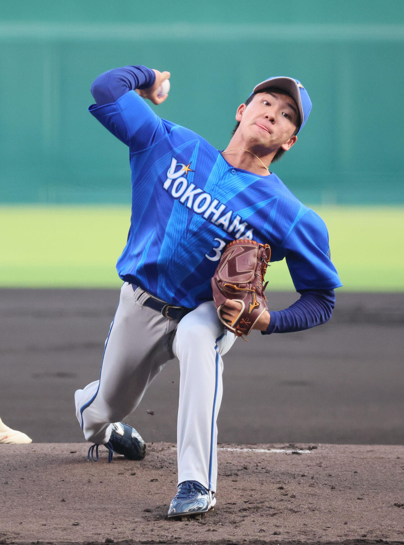 阪神対DeNA DeNA先発の篠木健太郎（撮影・宮崎幸一）