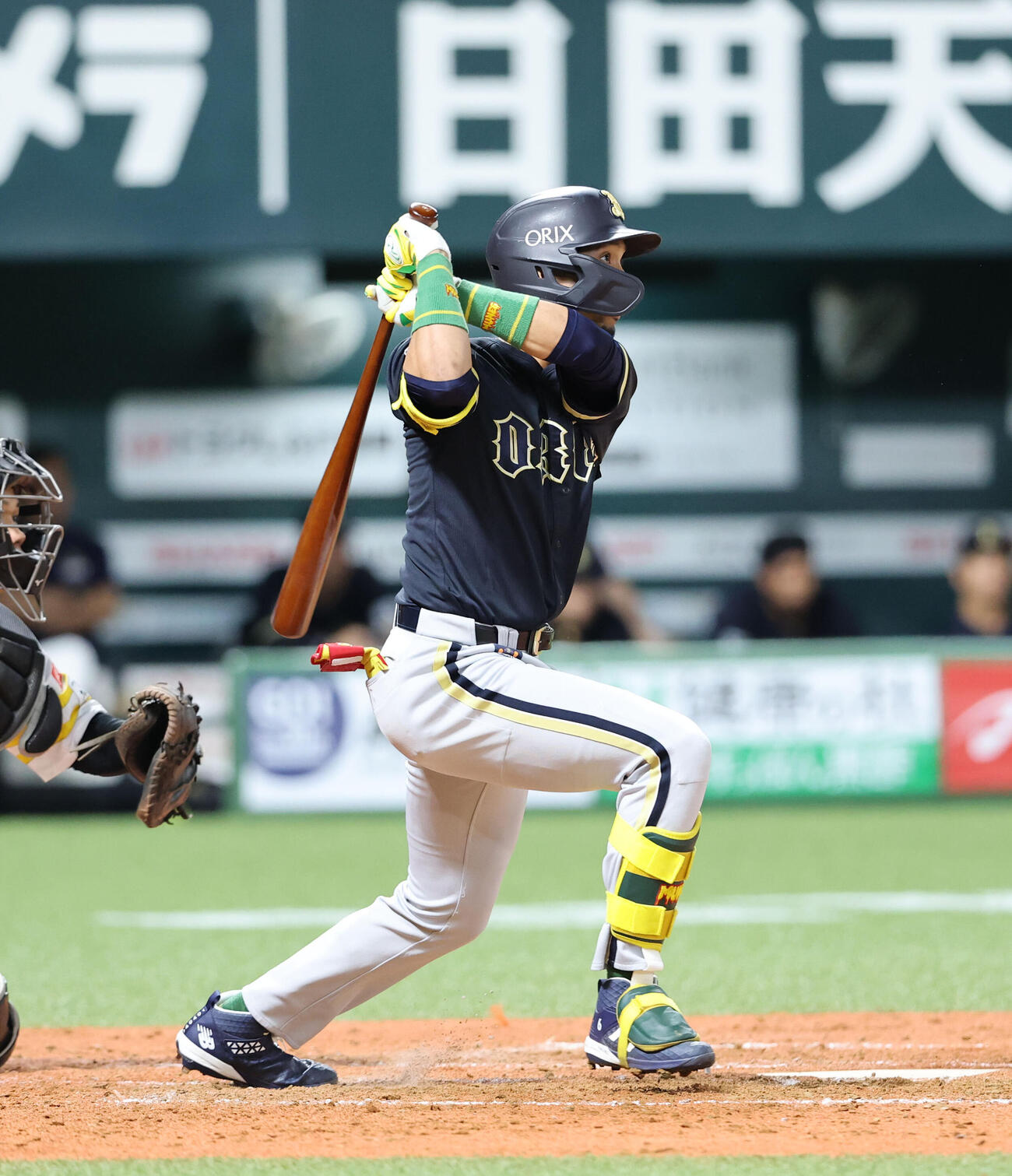 ソフトバンク対オリックス　4回表オリックス2死一、三塁、宗佑磨は右前に同点適時打を放つ（撮影・梅根麻紀）