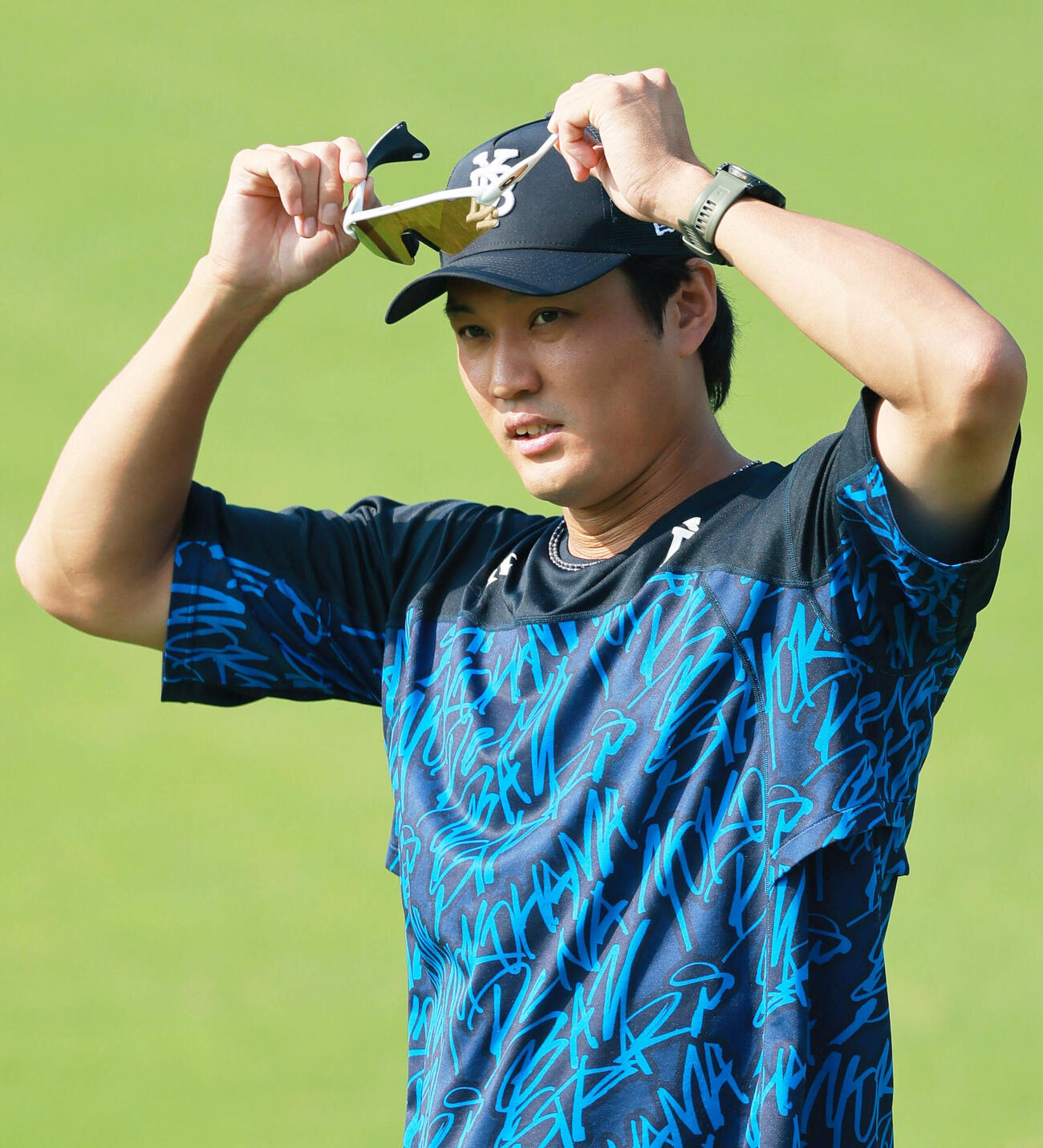 阪神対DeNA　試合前の練習に励むDeNA藤浪晋太郎（撮影・上山淳一）
