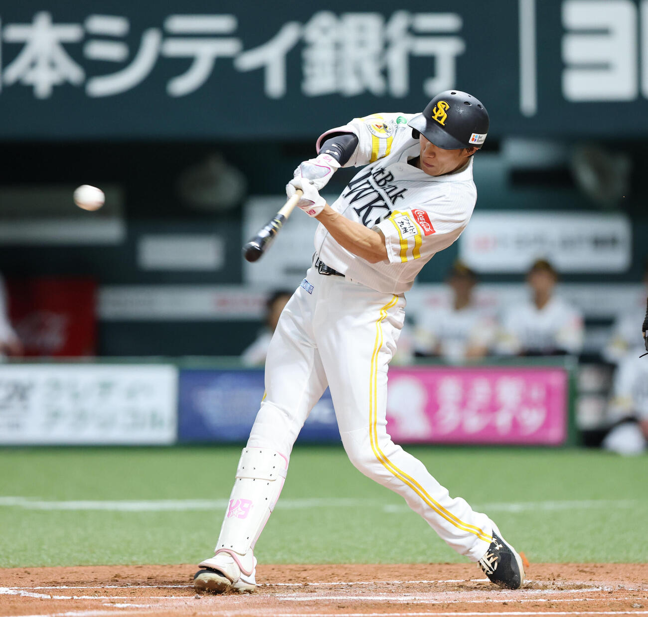＃ソフトバンク対オリックス　1回裏ソフトバンク無死二、三塁、柳田悠岐は左前適時打を放つ（撮影・梅根麻紀）＝2026年7月22日、みずほペイペイドーム