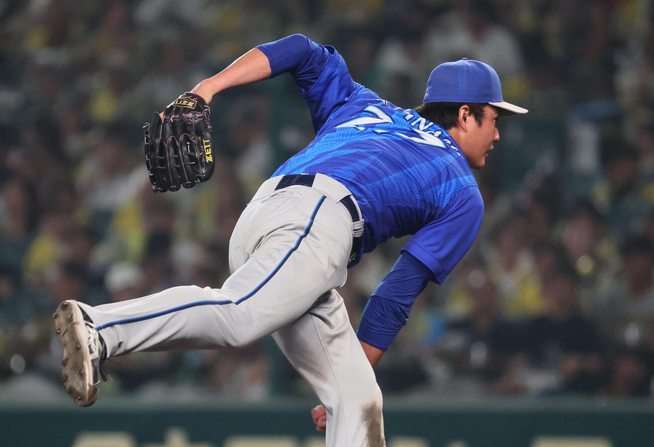阪神対DeNA 5回裏阪神2死、中軸を押さえる藤浪晋太郎は（撮影・宮崎幸一）