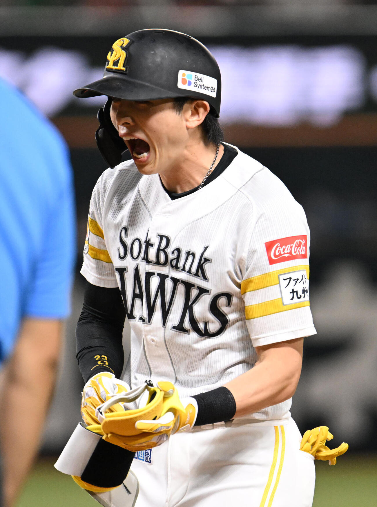 ソフトバンク対オリックス　1回裏ソフトバンク1死、周東佑京は安打を放ち出塁する（撮影・林敢治）