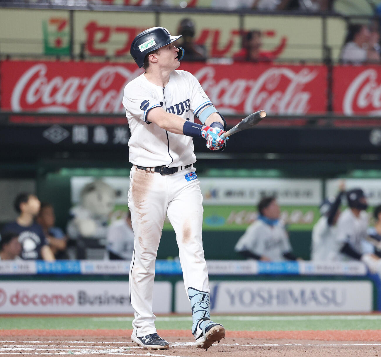 西武対日本ハム　10回裏西武1死、サヨナラ本塁打を放つタイラー・ネビン（撮影・宮地輝）