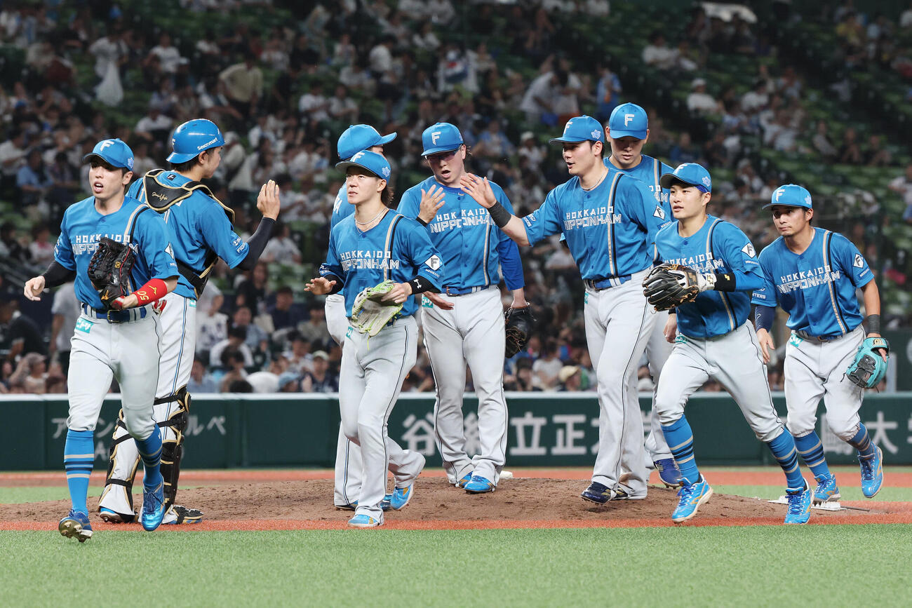 西武対日本ハム　西武勝利した日本ハム（撮影・宮地輝）