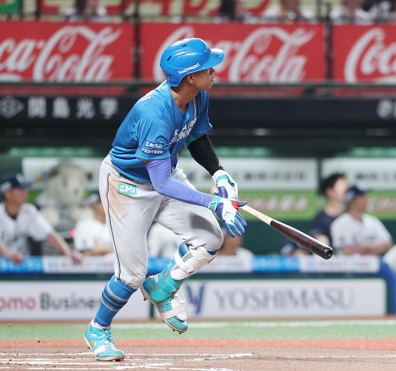 西武対日本ハム　6回表日本ハム無死一塁、通算100号となる2点本塁打を放つ万波中正（撮影・宮地輝）