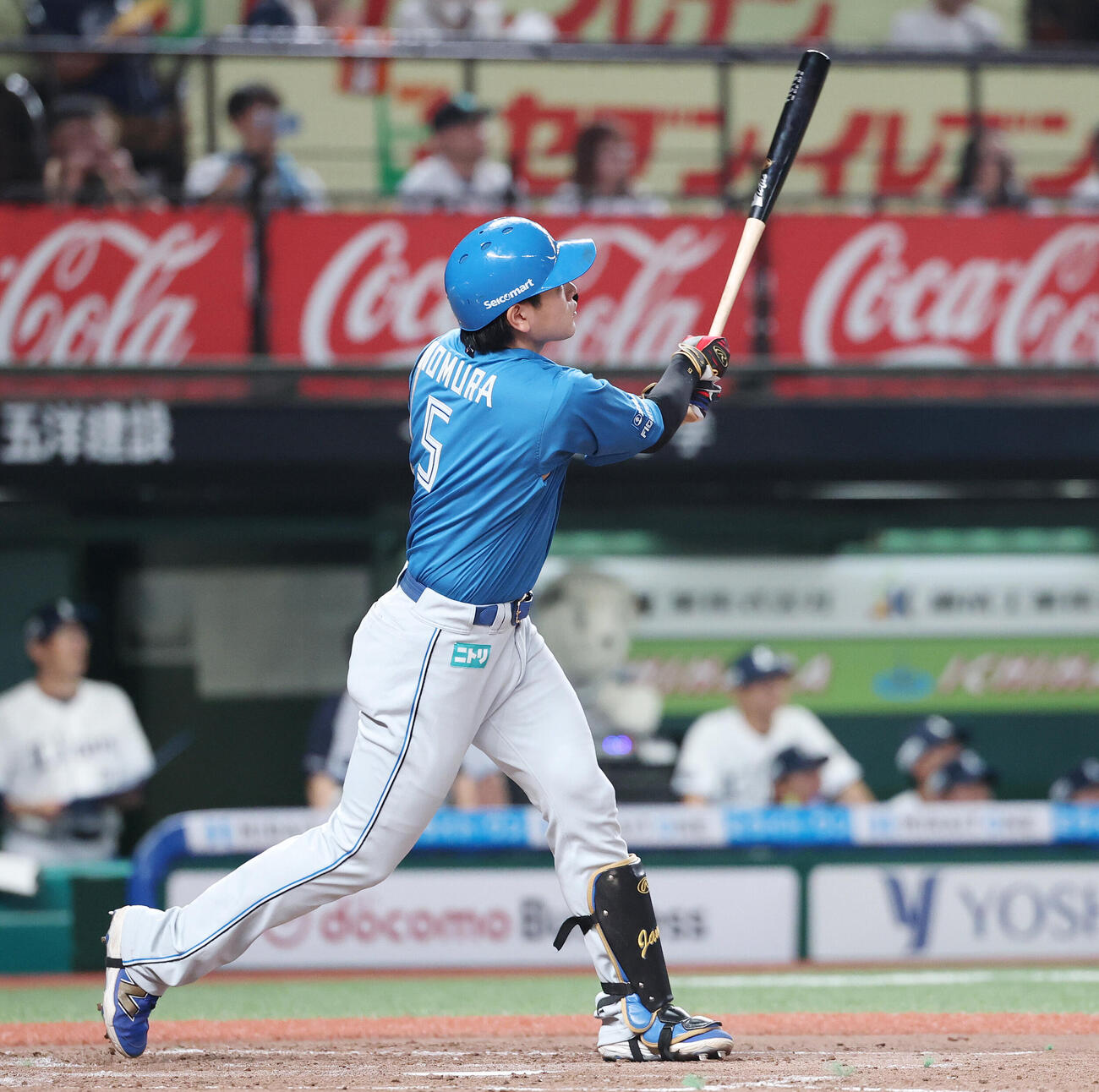 西武対日本ハム　3回表日本ハム2死一、三塁、3点本塁打を放つ野村佑希（撮影・宮地輝）