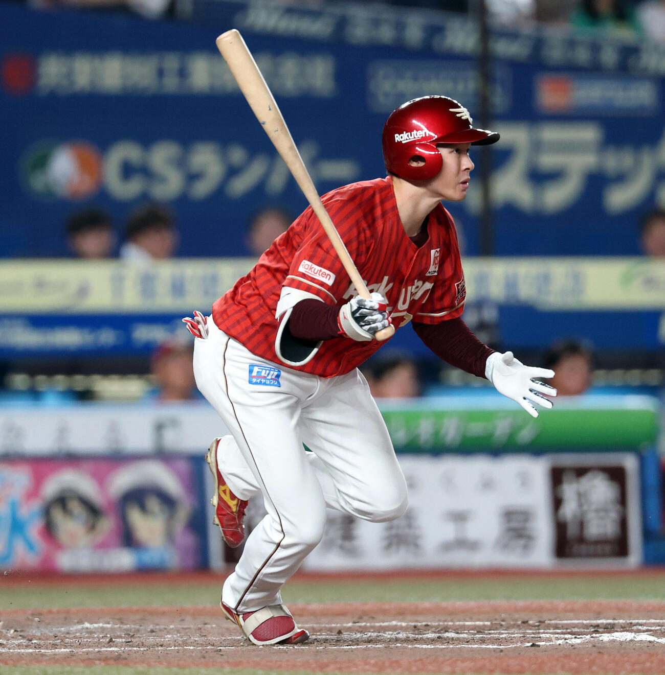 ロッテ対楽天　8回表楽天2死、中島大輔は三塁打を放つ（撮影・浅見桂子）