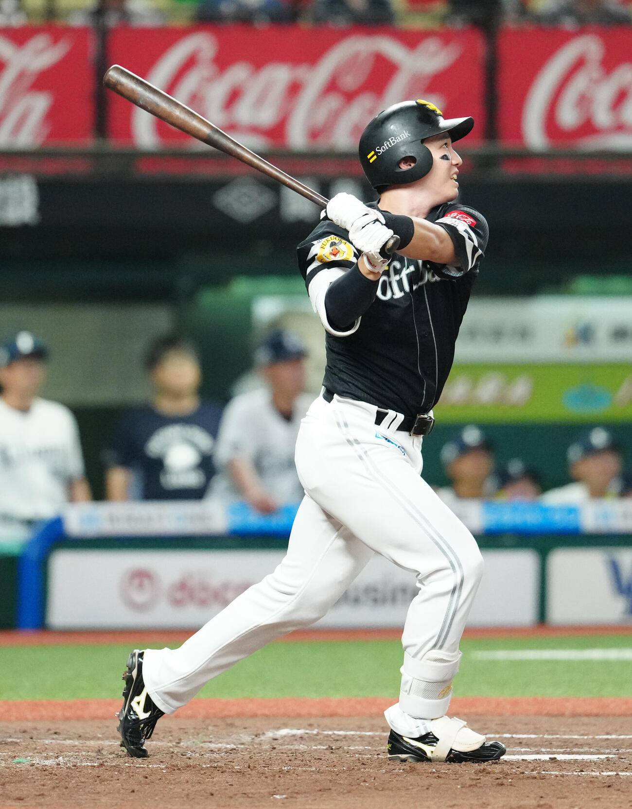 西武対ソフトバンク　4回表ソフトバンク無死一、三塁、30号3点本塁打を放つ栗原陵矢（撮影・江口和貴）