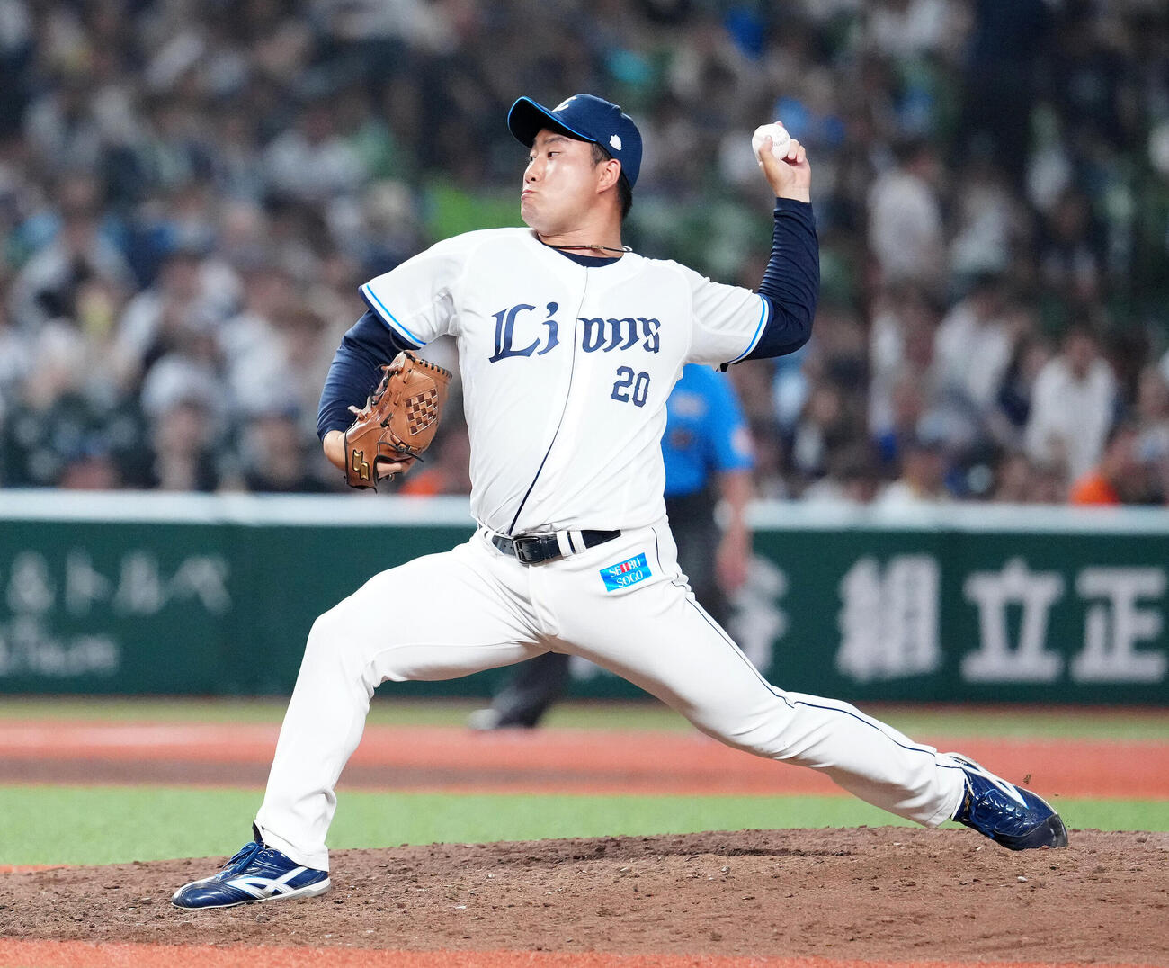 西武対ソフトバンク　西武4番手の岩城颯空（撮影・江口和貴）