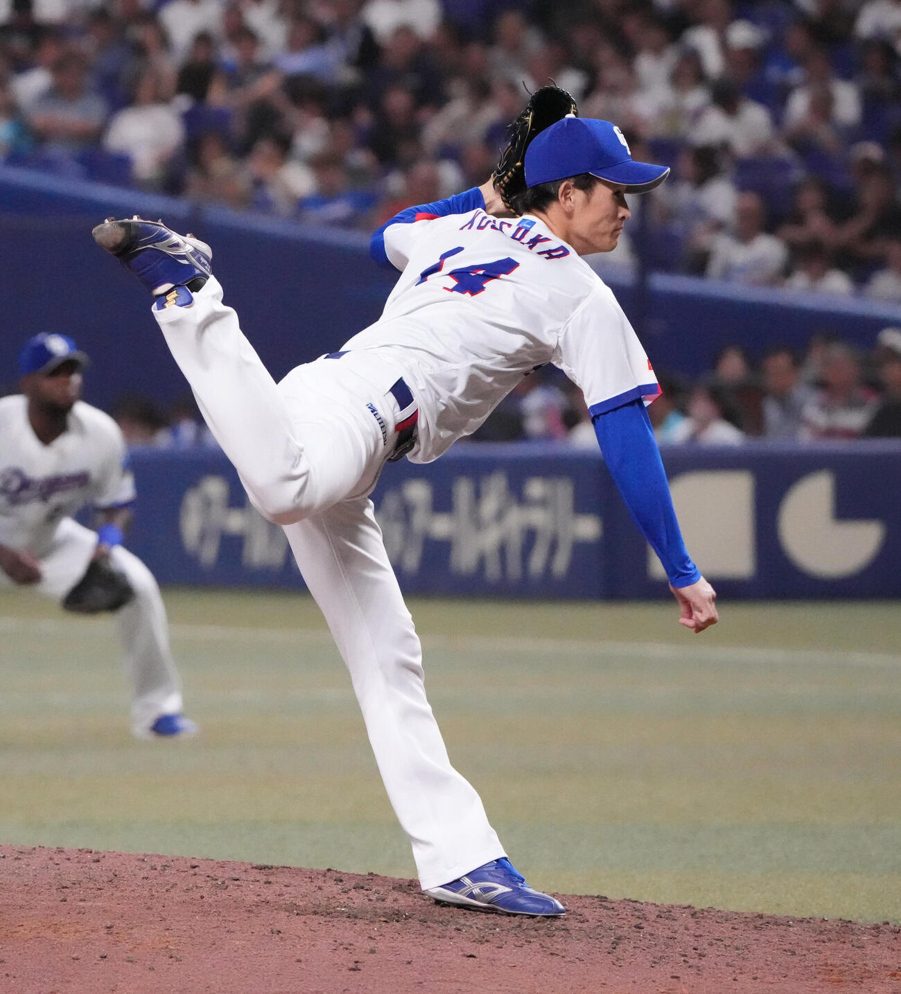 中日対DeNA 6回表、中日2番手で登板する草加勝（撮影・森本幸一）