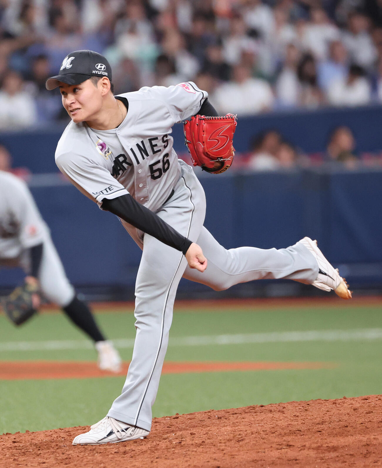 オリックス対ロッテ　7回から登板のロッテ3番手中森俊介（撮影・西尾就之）