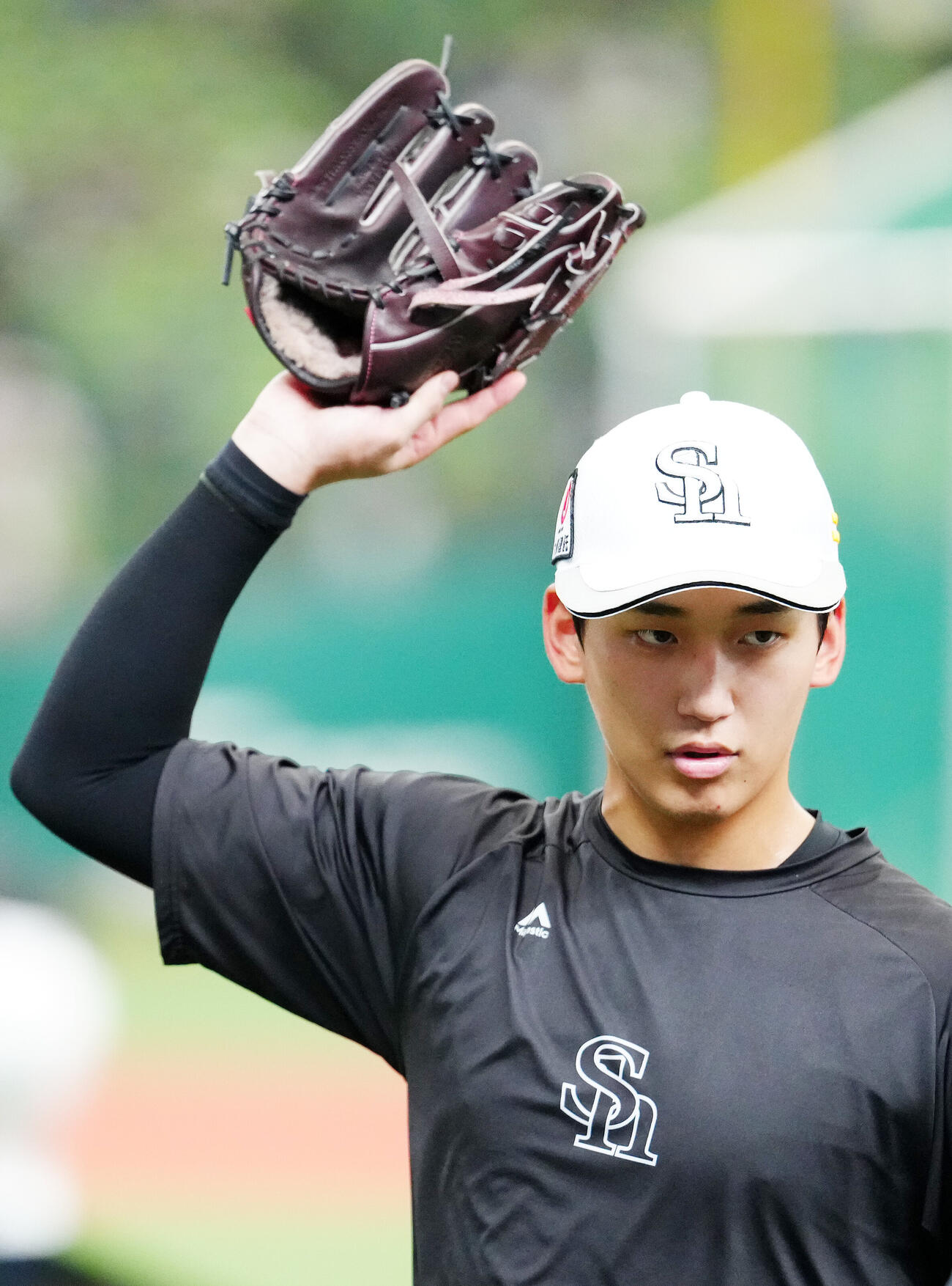 西武対ソフトバンク　試合前練習を終え、引き揚げるソフトバンク前田悠伍（撮影・江口和貴）