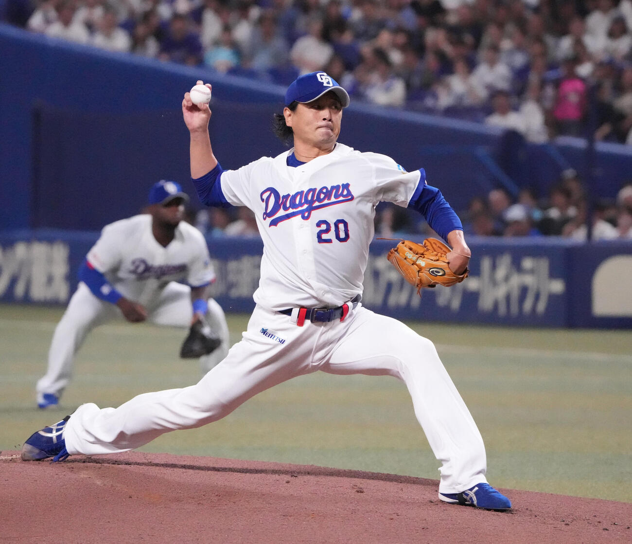 中日対DeNA 1回表、登板する中日先発の涌井秀章（撮影・森本幸一）