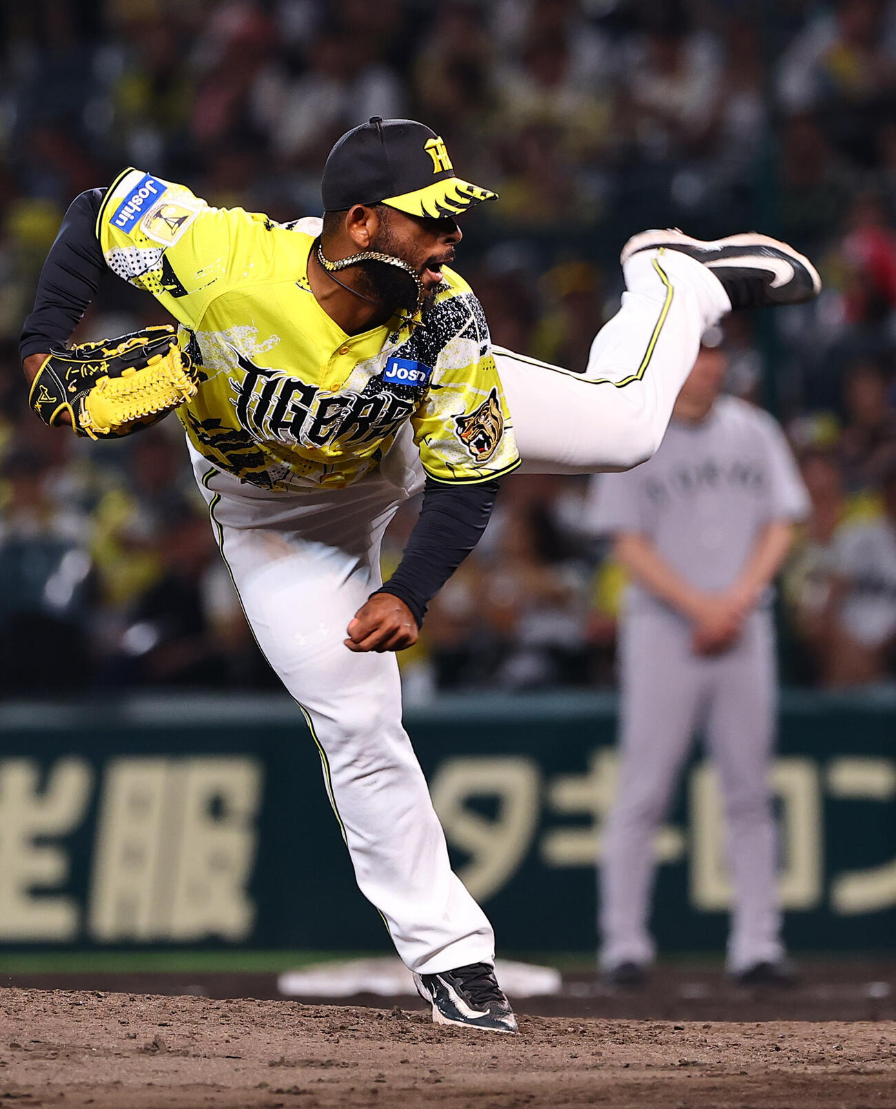 阪神対巨人　阪神4番手のアンダーソン・セベリーノ（撮影・上田博志）