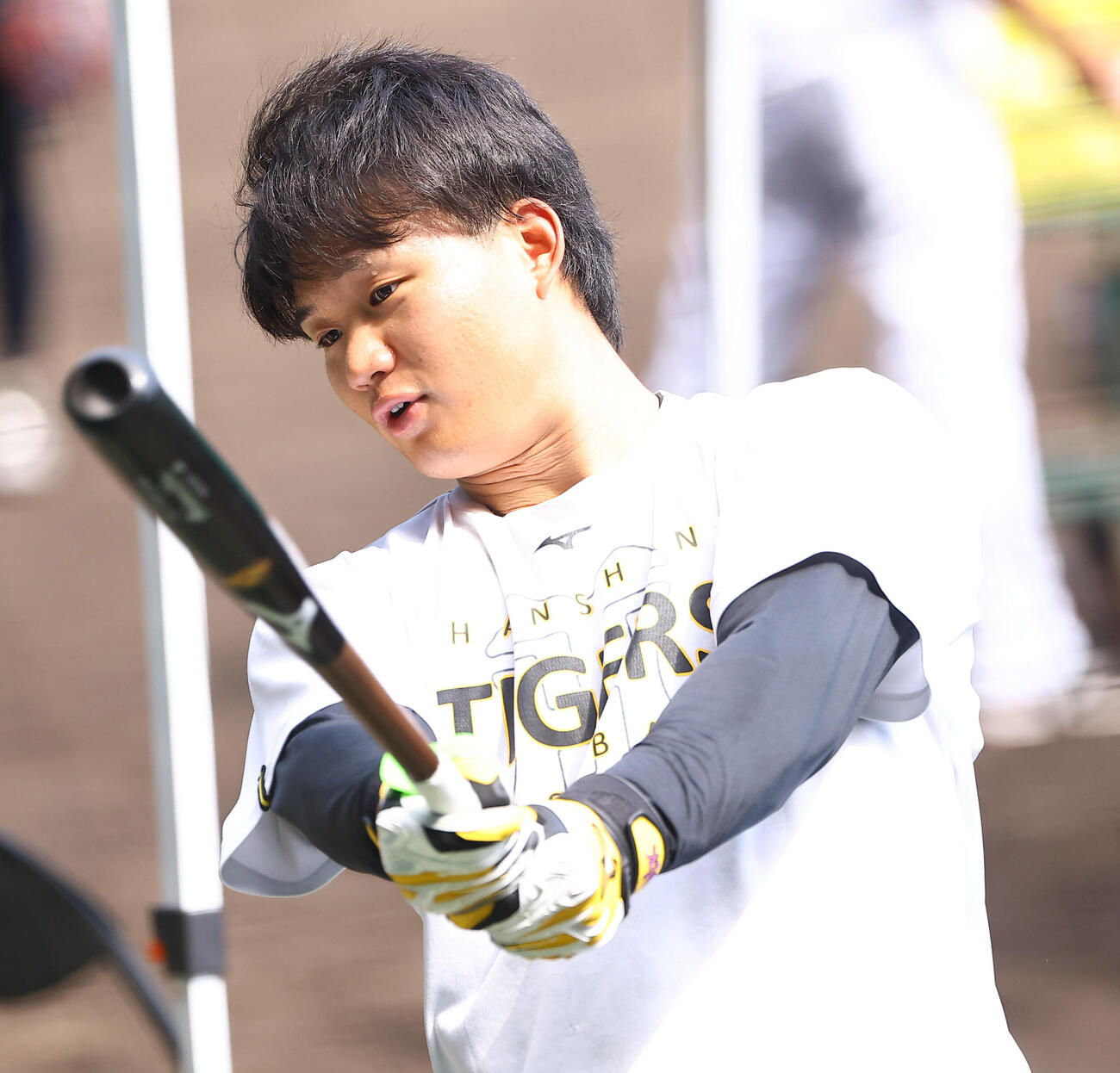 阪神対巨人　打撃練習をする森下翔太（撮影・上田博志）