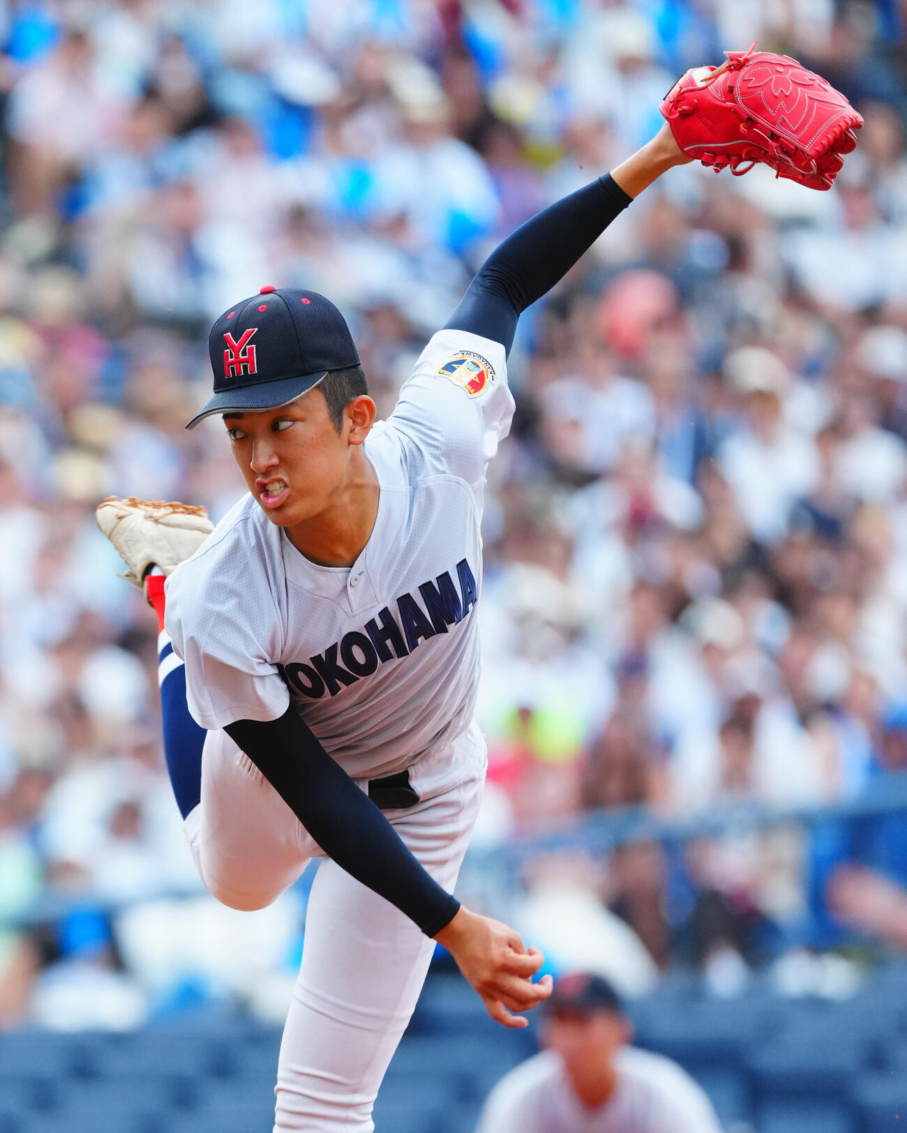 横浜対桐光学園　力投する横浜先発の織田翔希（撮影・垰建太）