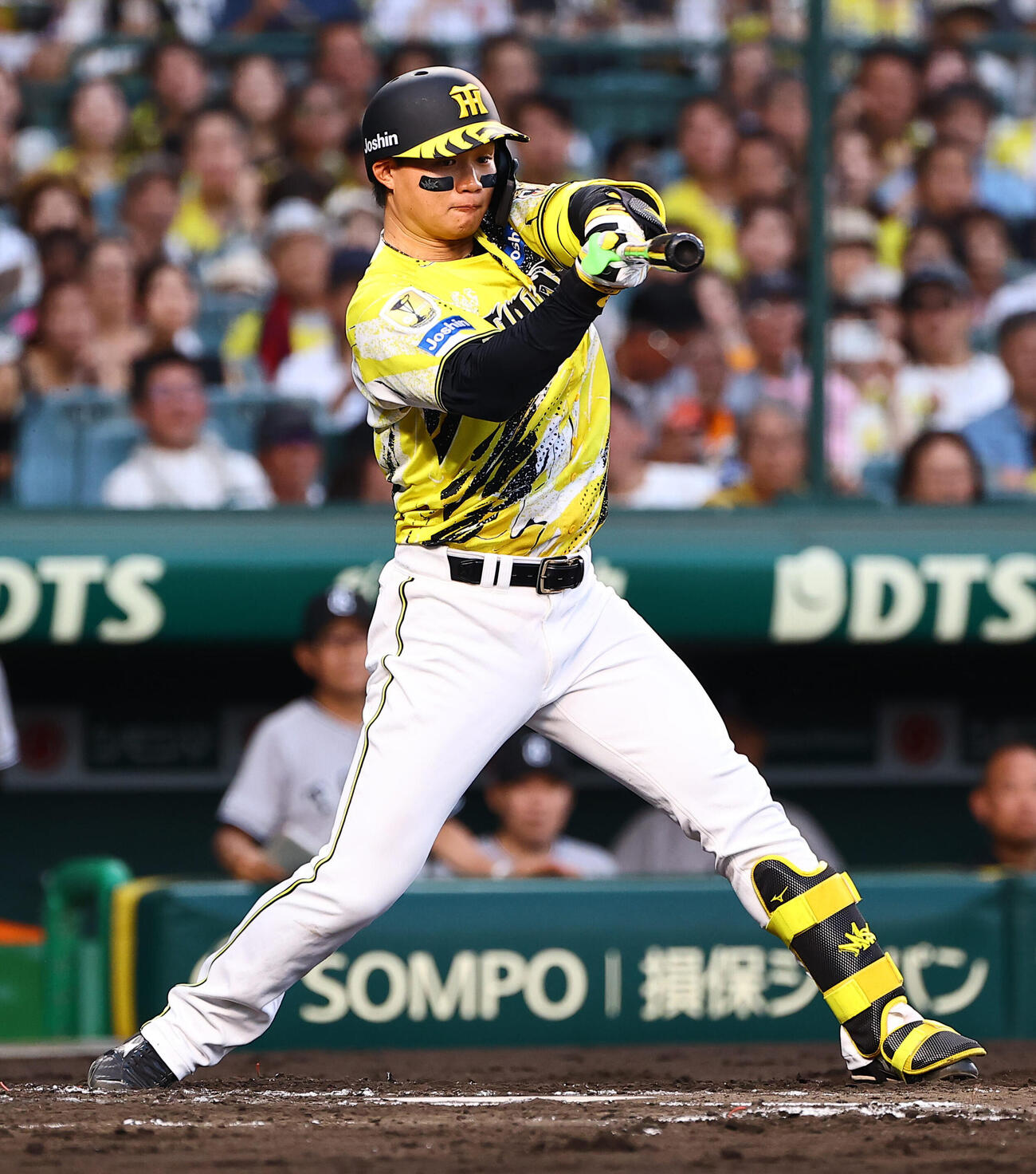 阪神対巨人　3回裏阪神1死一、二塁、森下翔太は三振に倒れる（撮影・上田博志）