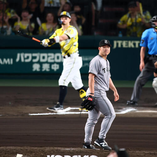 巨人】小笠原慎之介が12イニング目で移籍後初失点 阪神佐藤にバック