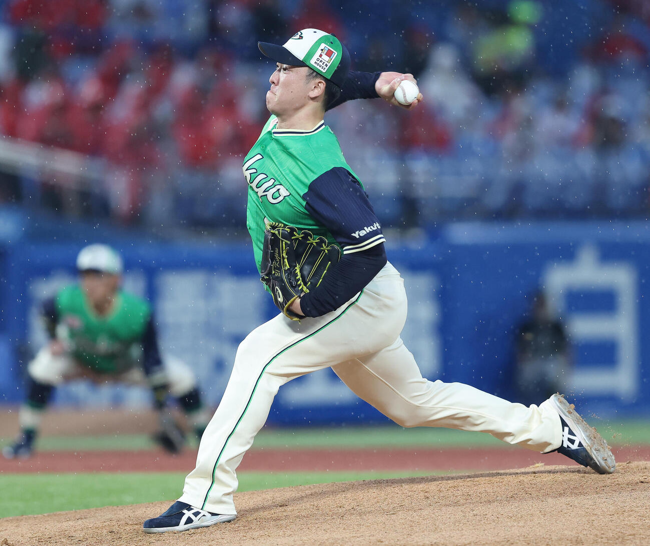 ヤクルト対広島　先発登板するヤクルト吉村貢司郎（撮影・河田真司）