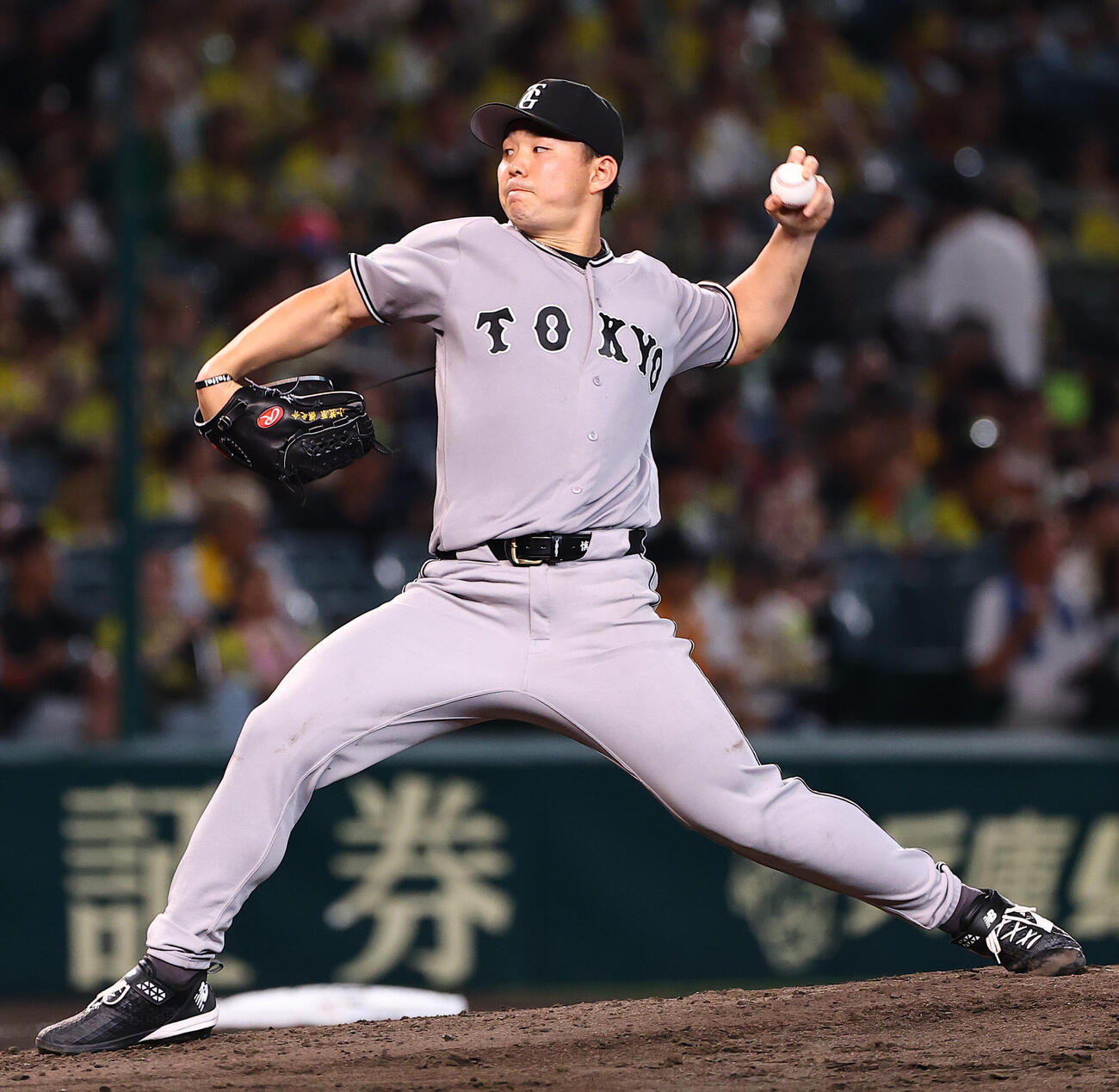 阪神対巨人　巨人先発の小笠原慎之介（撮影・上田博志）