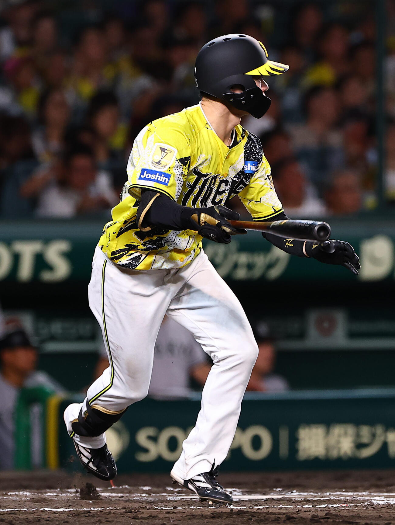 阪神対巨人　7回裏阪神2死、中野拓夢は安打を放つ（撮影・上田博志）