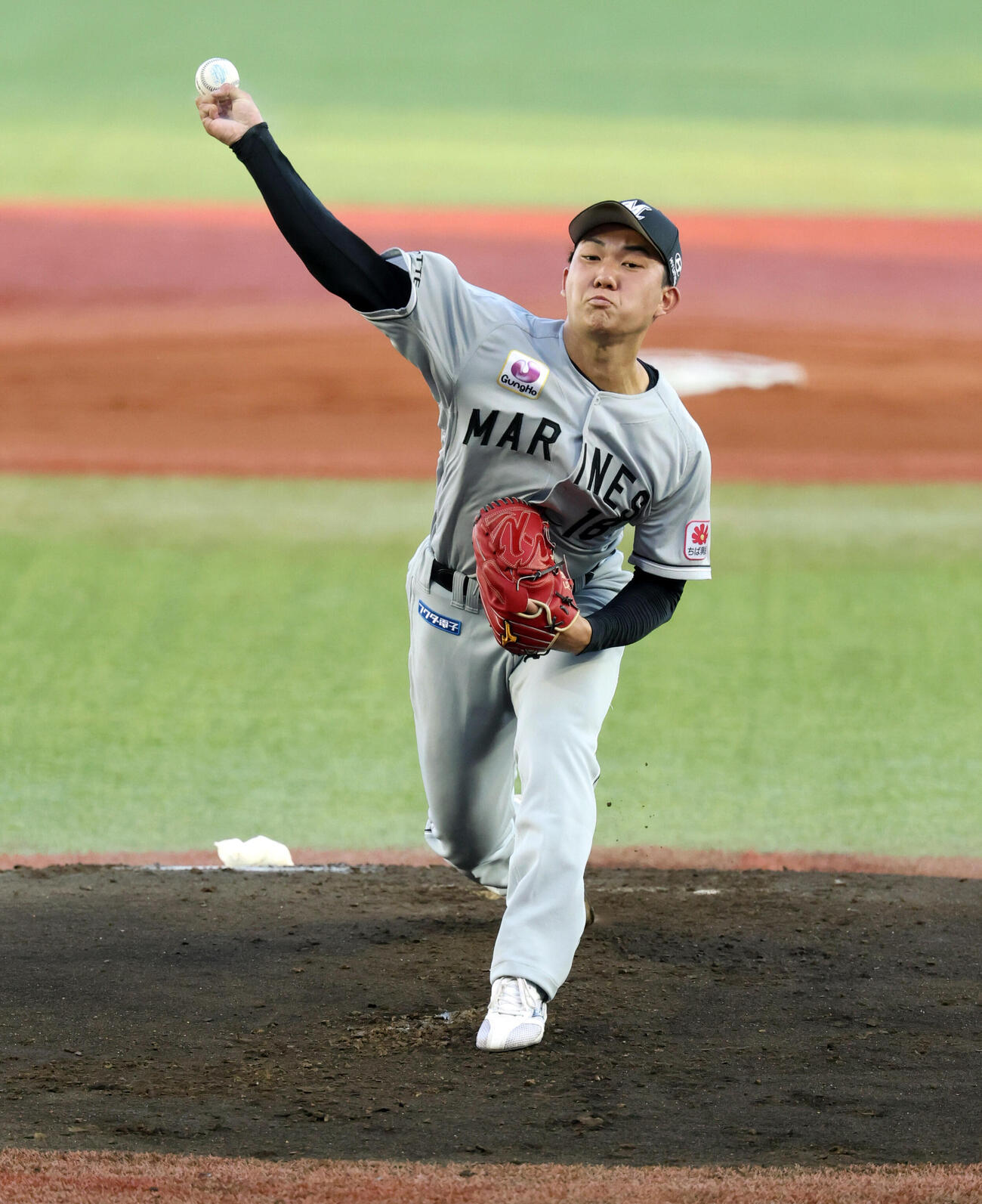 セ選抜対パ選抜　1回裏セ選抜2死三塁、打者佐々木泰への投球で153キロを計測した石垣元気（撮影・浅見桂子）